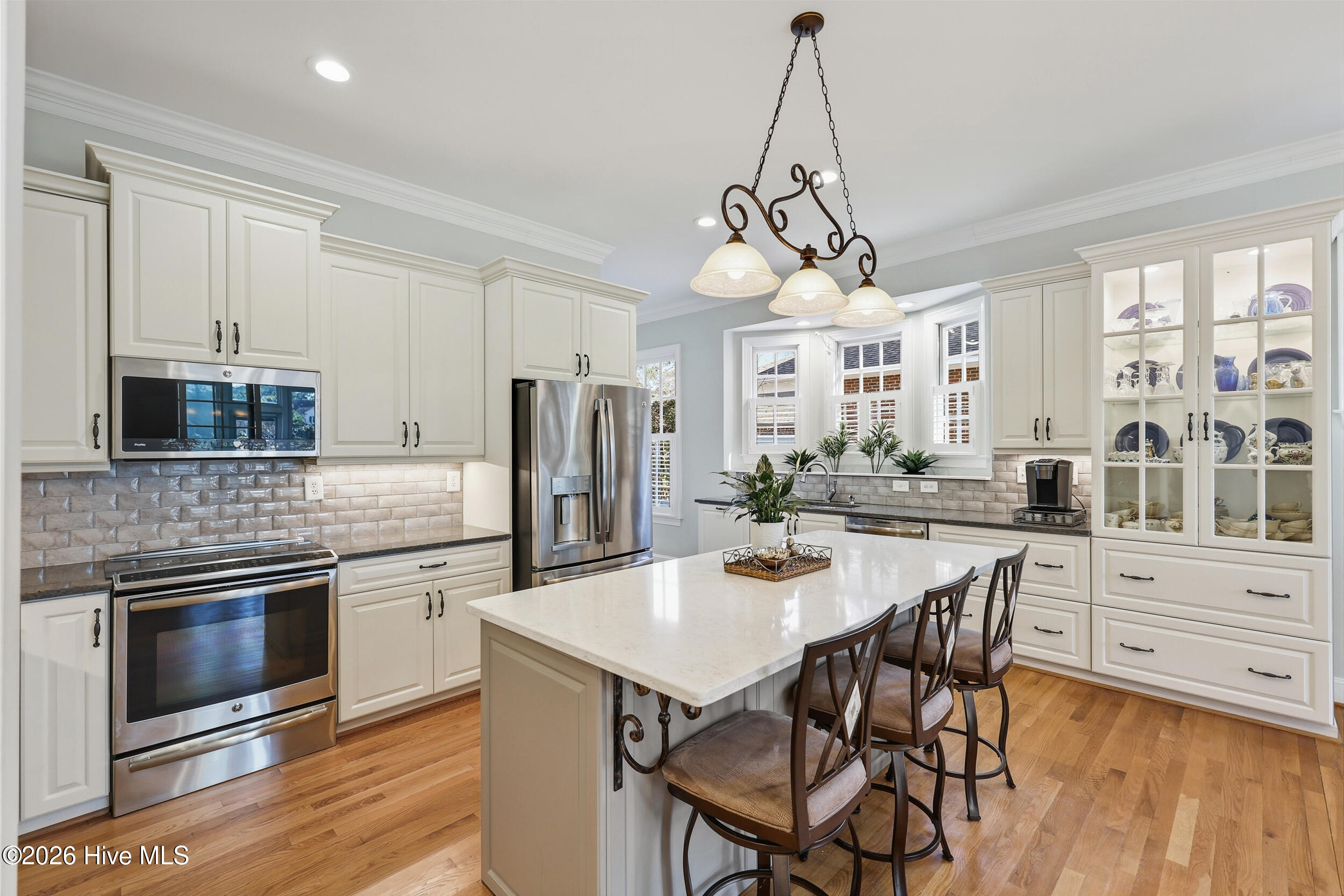 100554606 | Photo 15