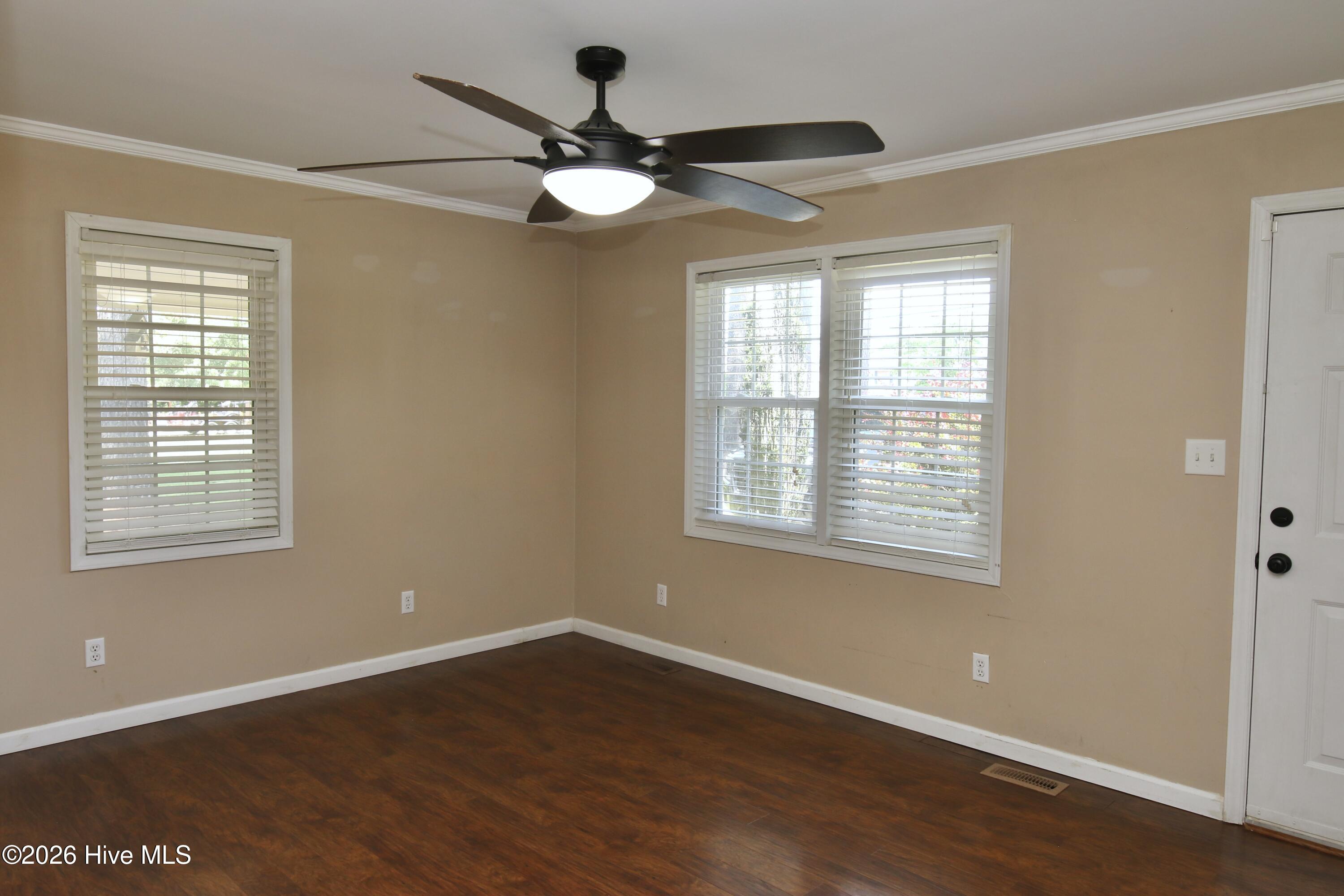 Exterior photo of 1811 John Small Avenue, Washington, NC 27889. MLS: 100596817