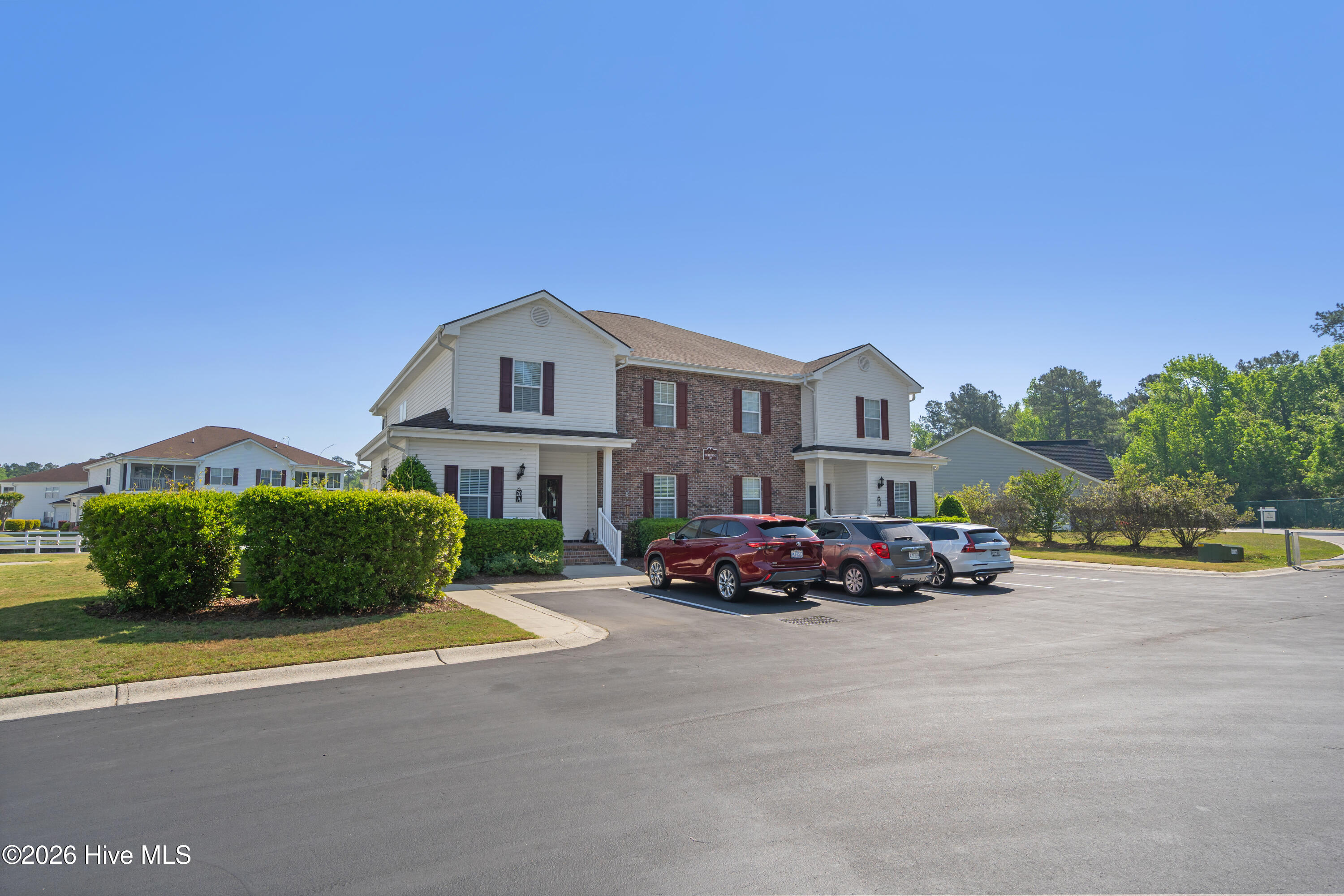 100567546 | Photo 50