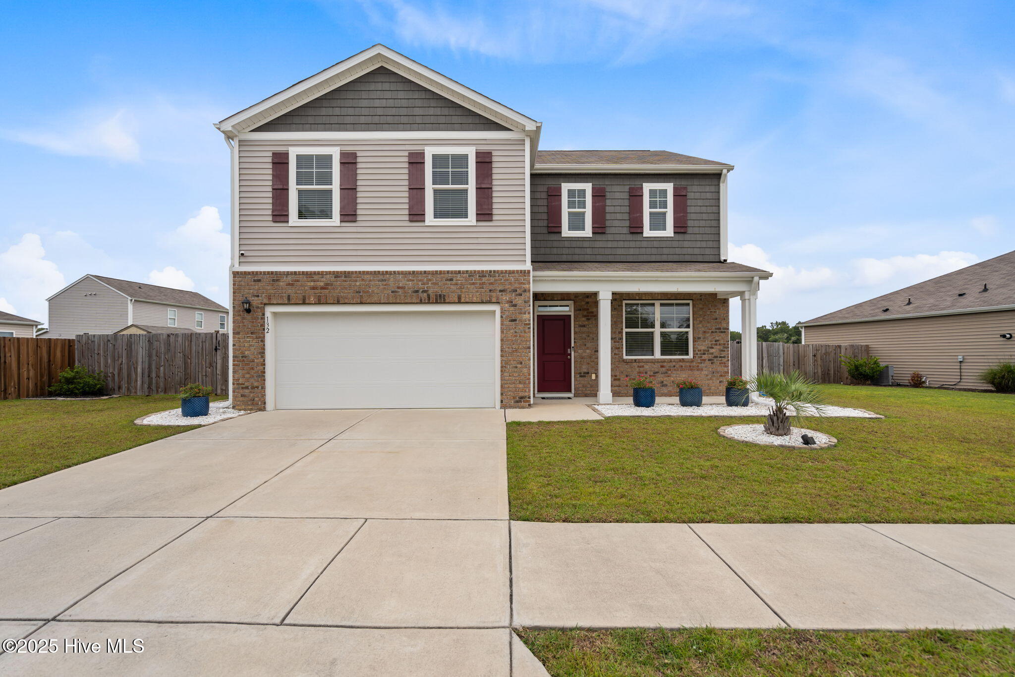 100532297 | Photo 40