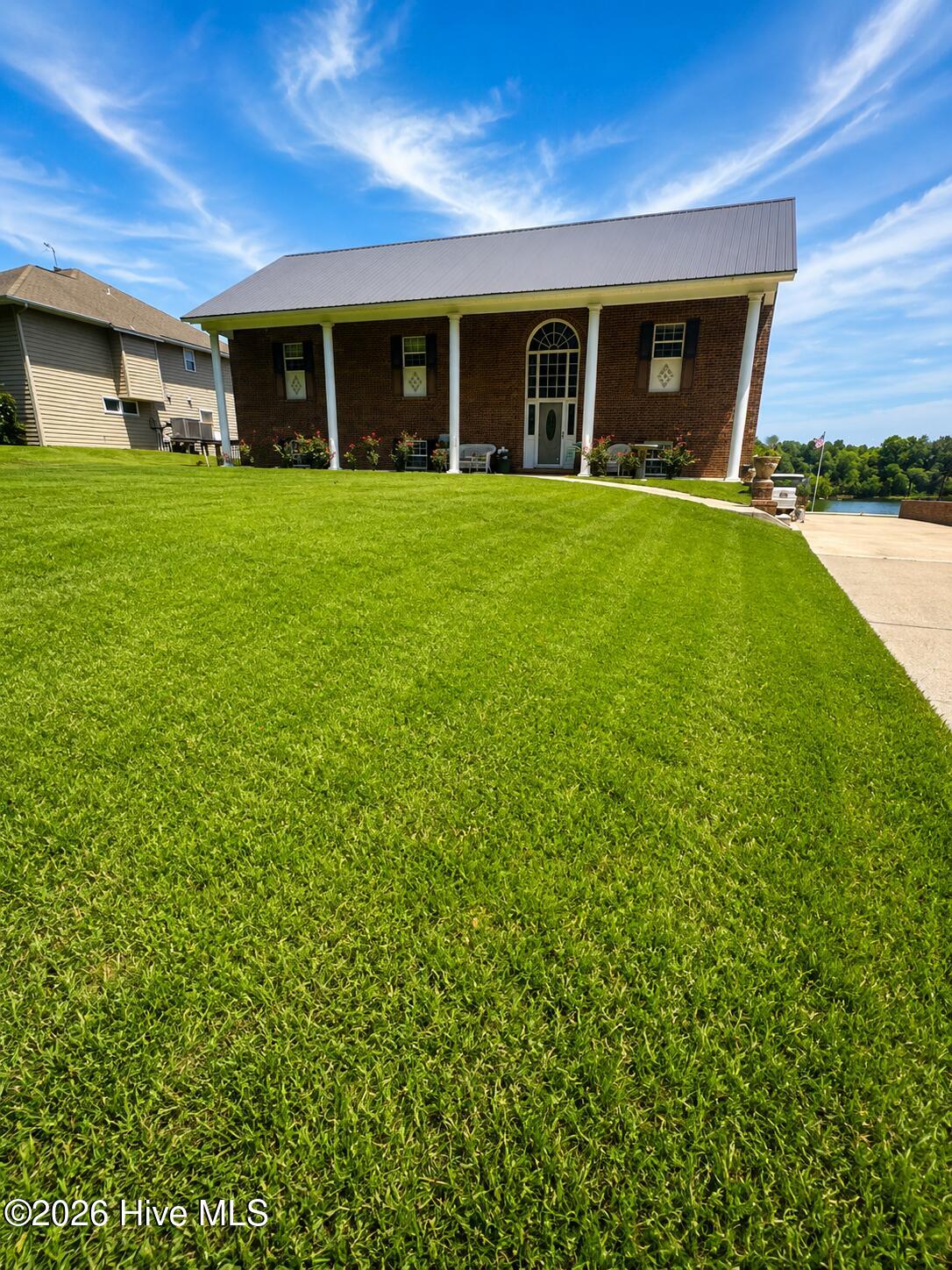 888 Sea Gate Drive,Newport