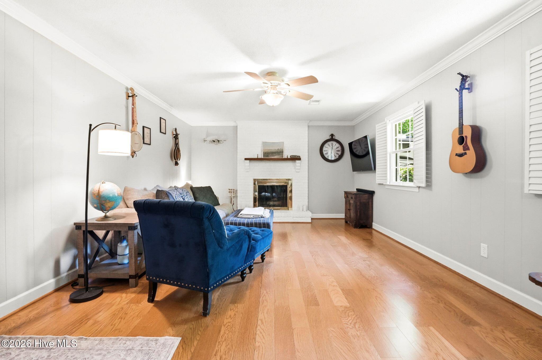 100568648 | Photo 28