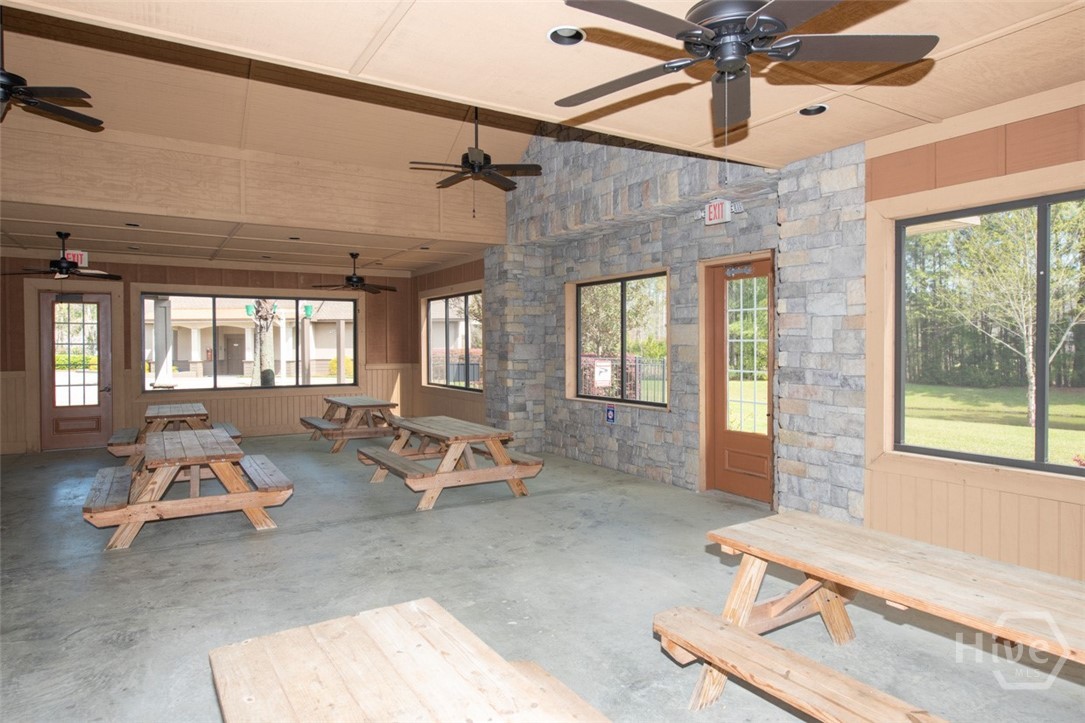 Highland Amenities