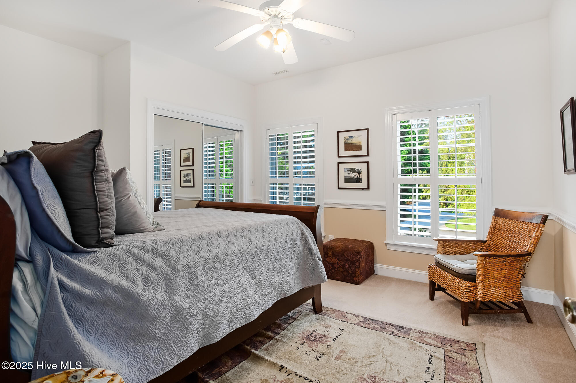 100532044 | Photo 40