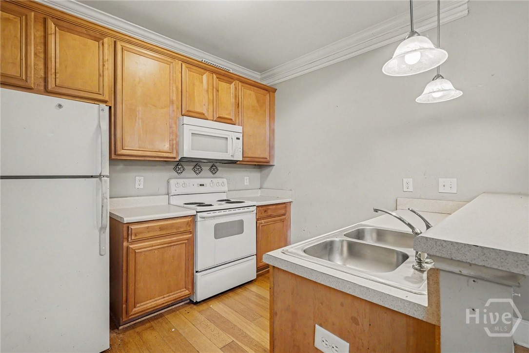 103 E Paces Drive