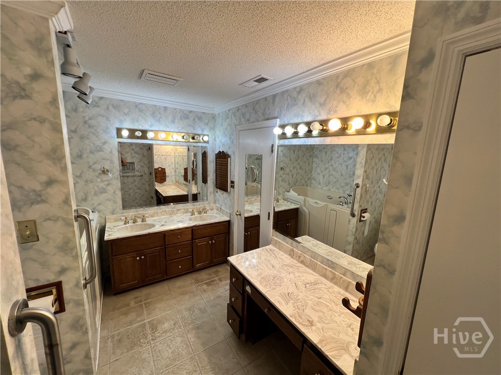 127 Pine Grove Drive, Savannah, GA 31419 Listing Photo  21