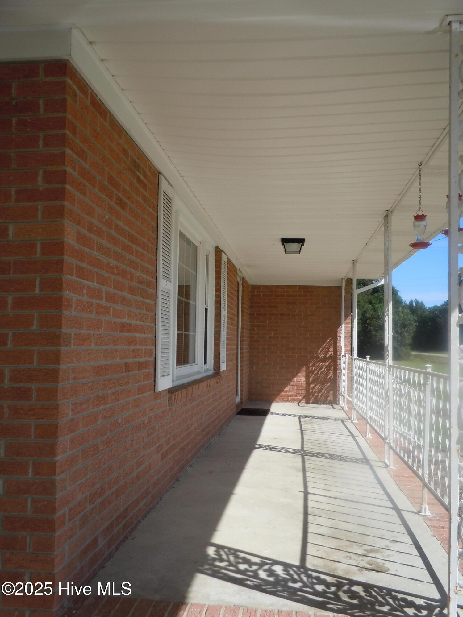 100528671 | Photo 49