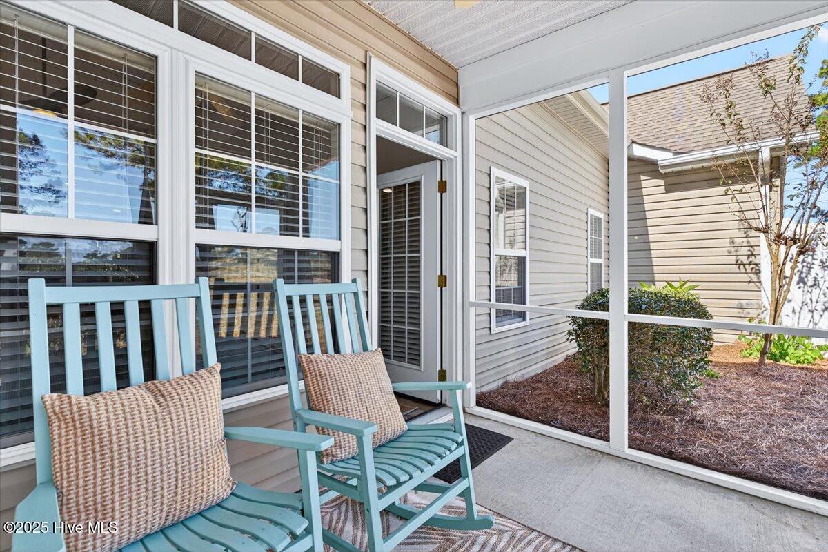 100537429 | Photo 17