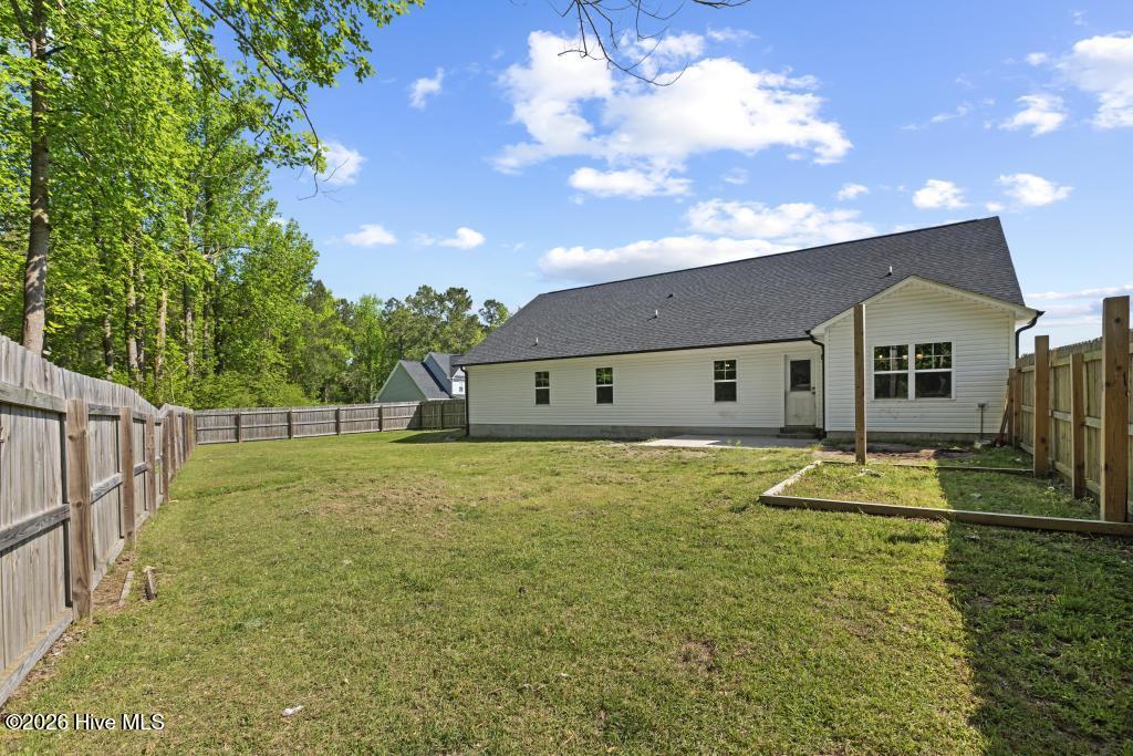 100567312 | Photo 29