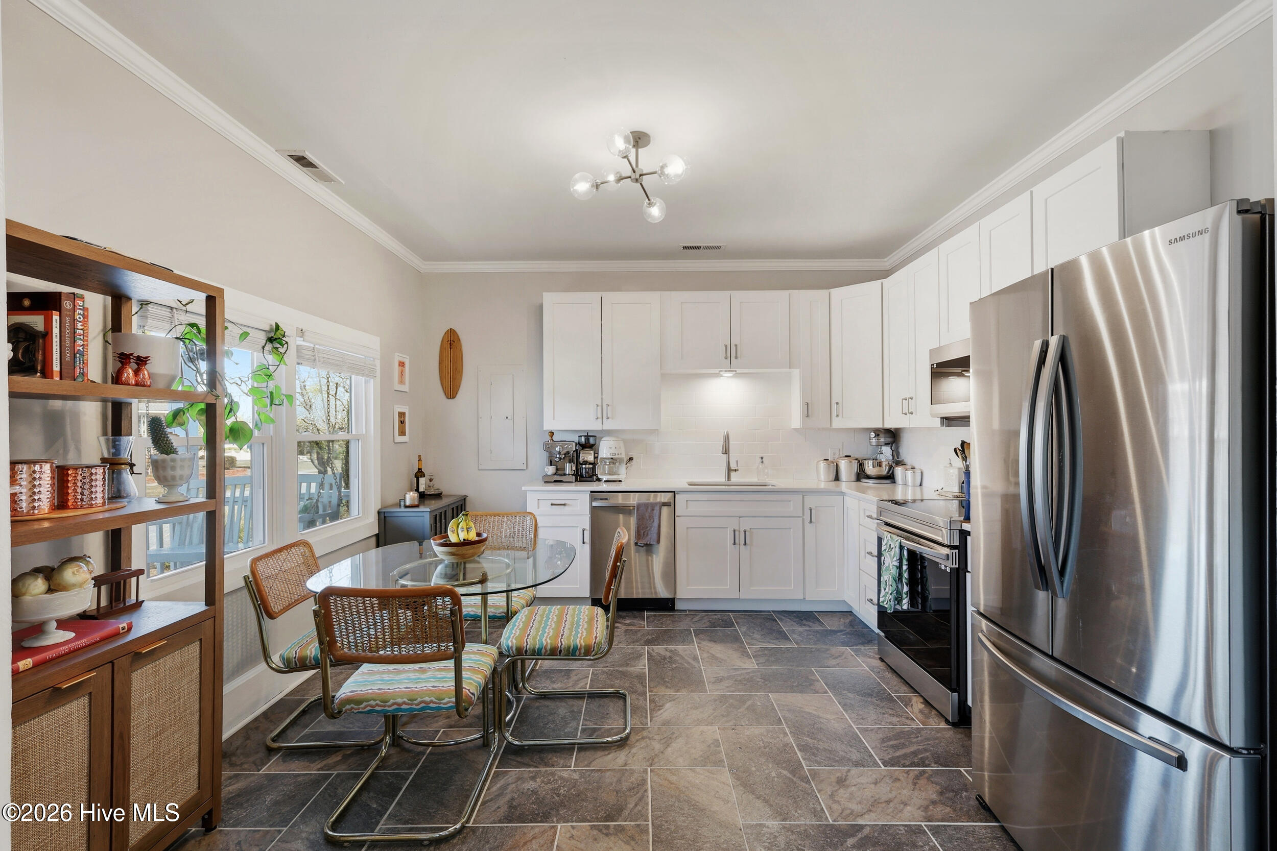 100555490 | Photo 14