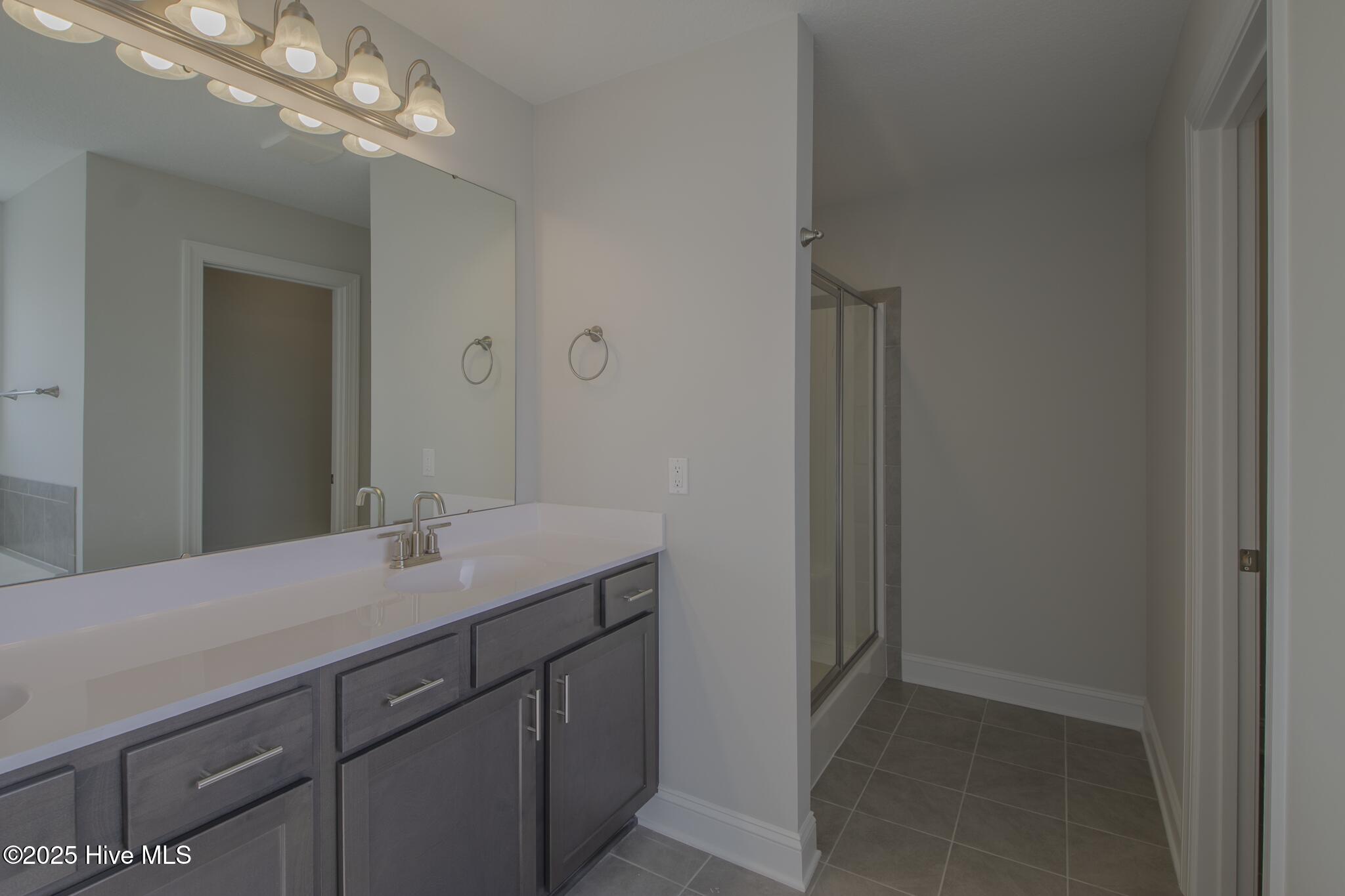 100504969 | Photo 17