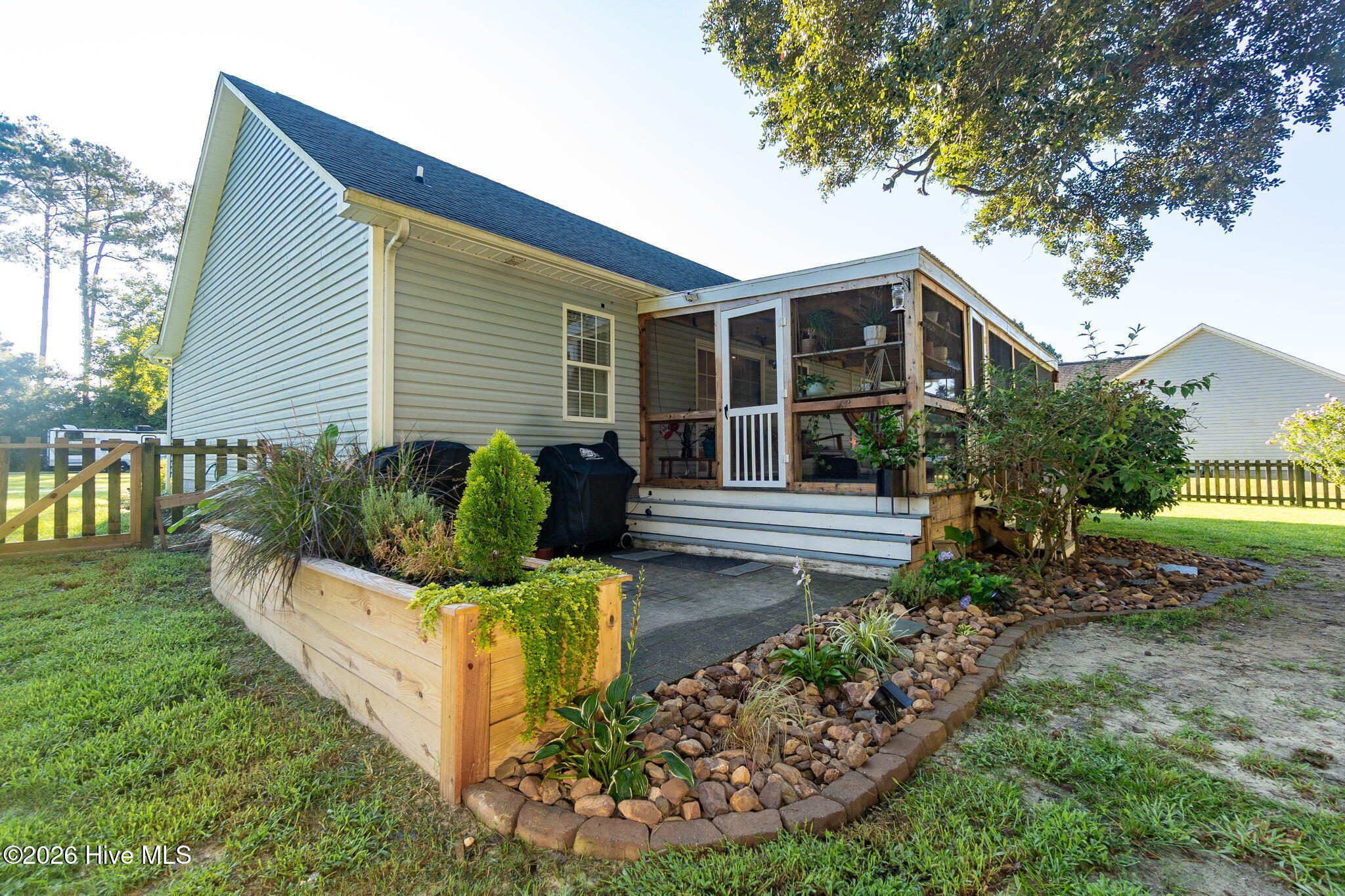 126 Joans Haven Drive,Newport