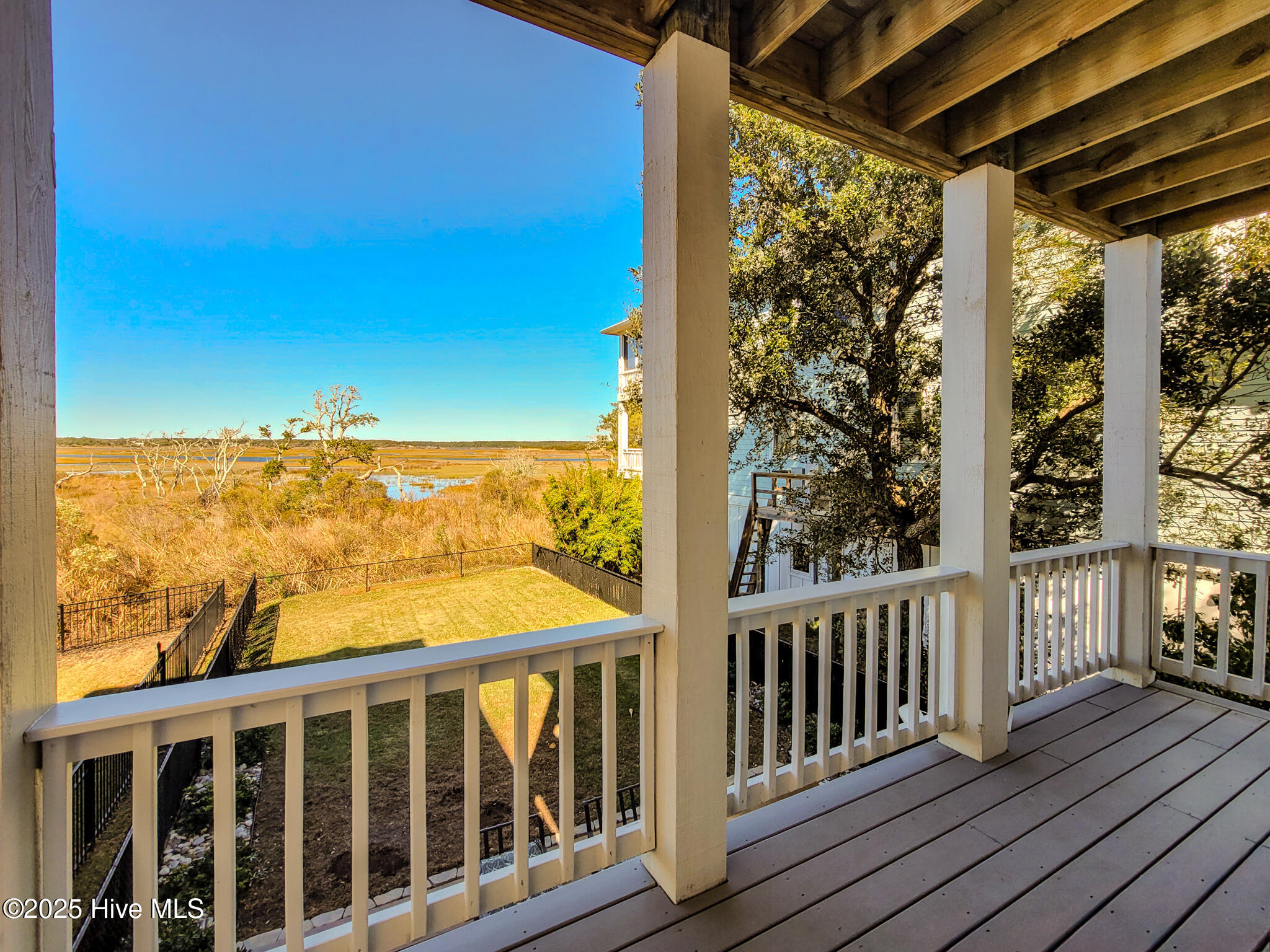 100538733 | Photo 17