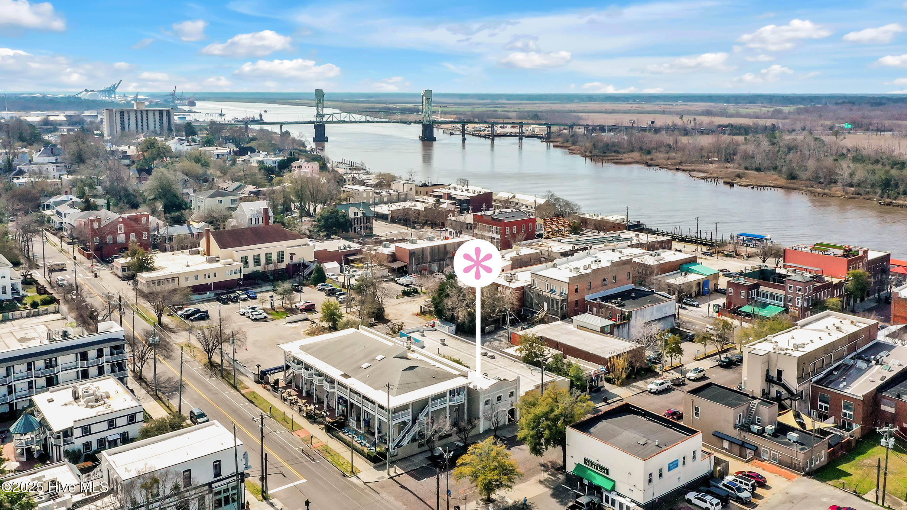 100501486 | Photo 28