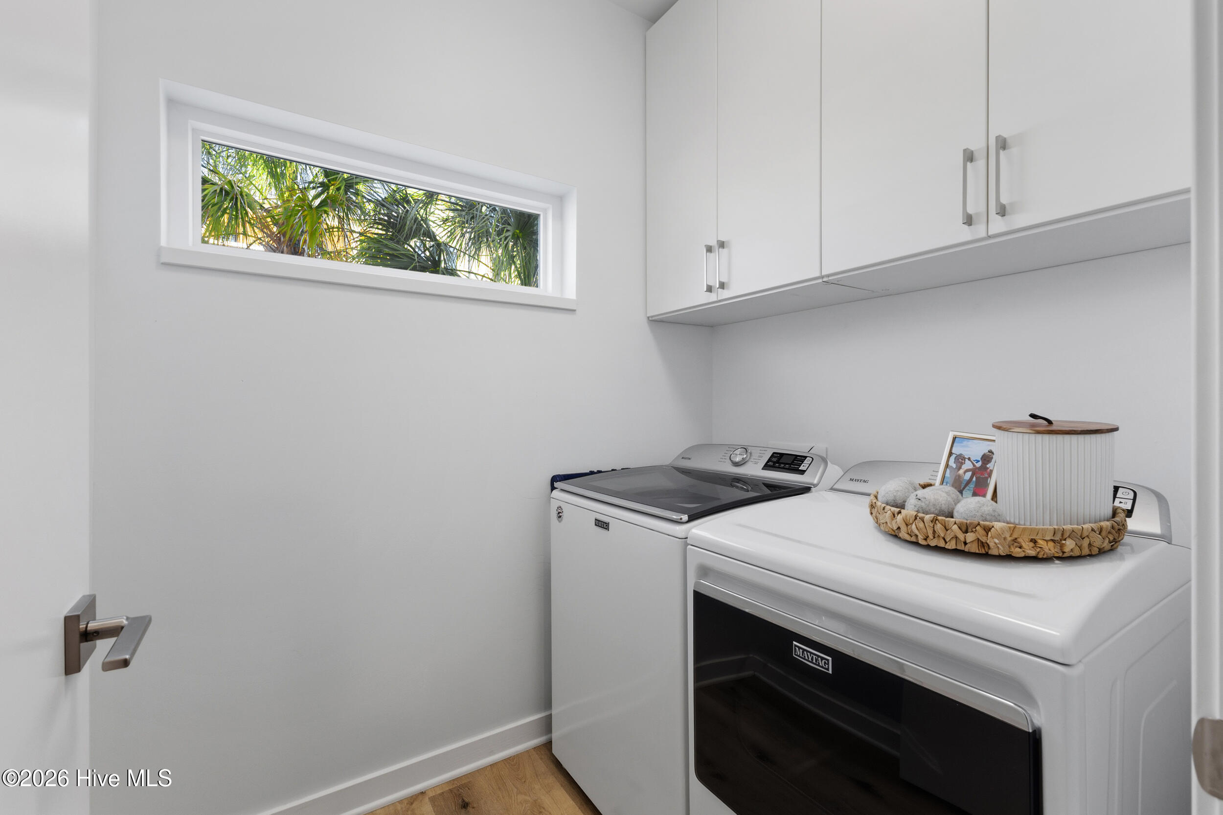 100558032 | Photo 35