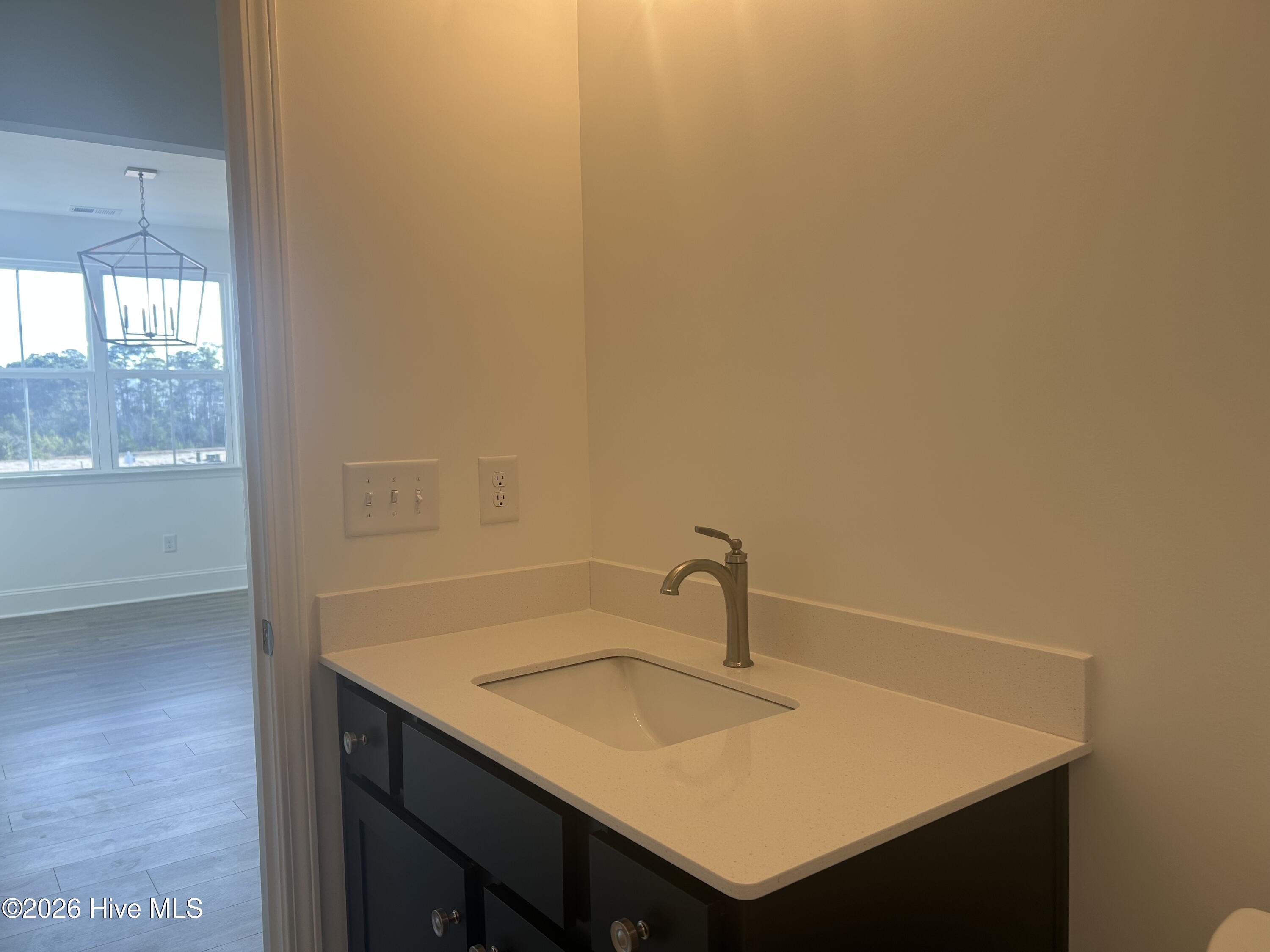 100545811 | Photo 10