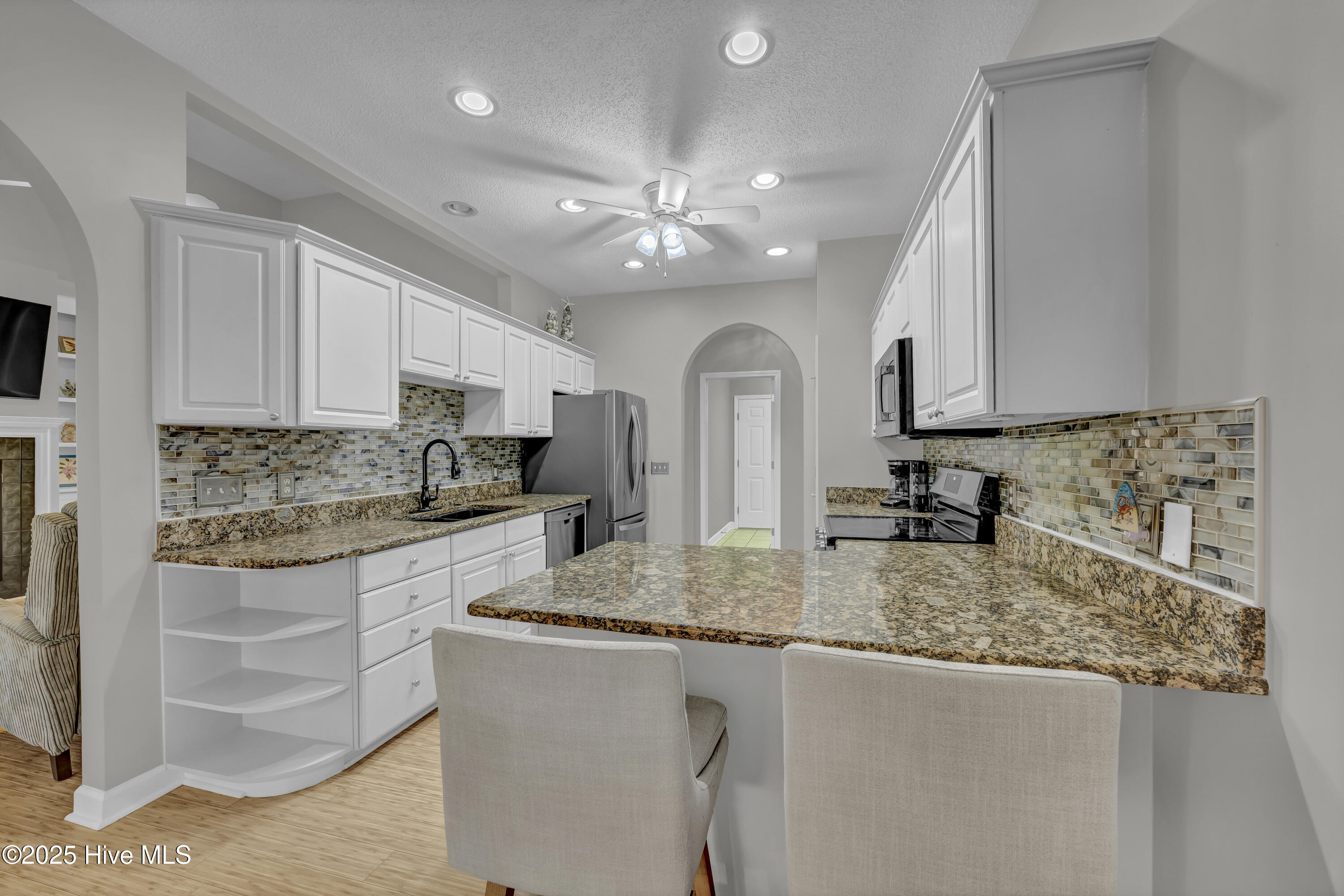 1622 Bent Ridge Place SW, Ocean Isle Beach, NC 28469 – photo 15: 016_img_4338_854