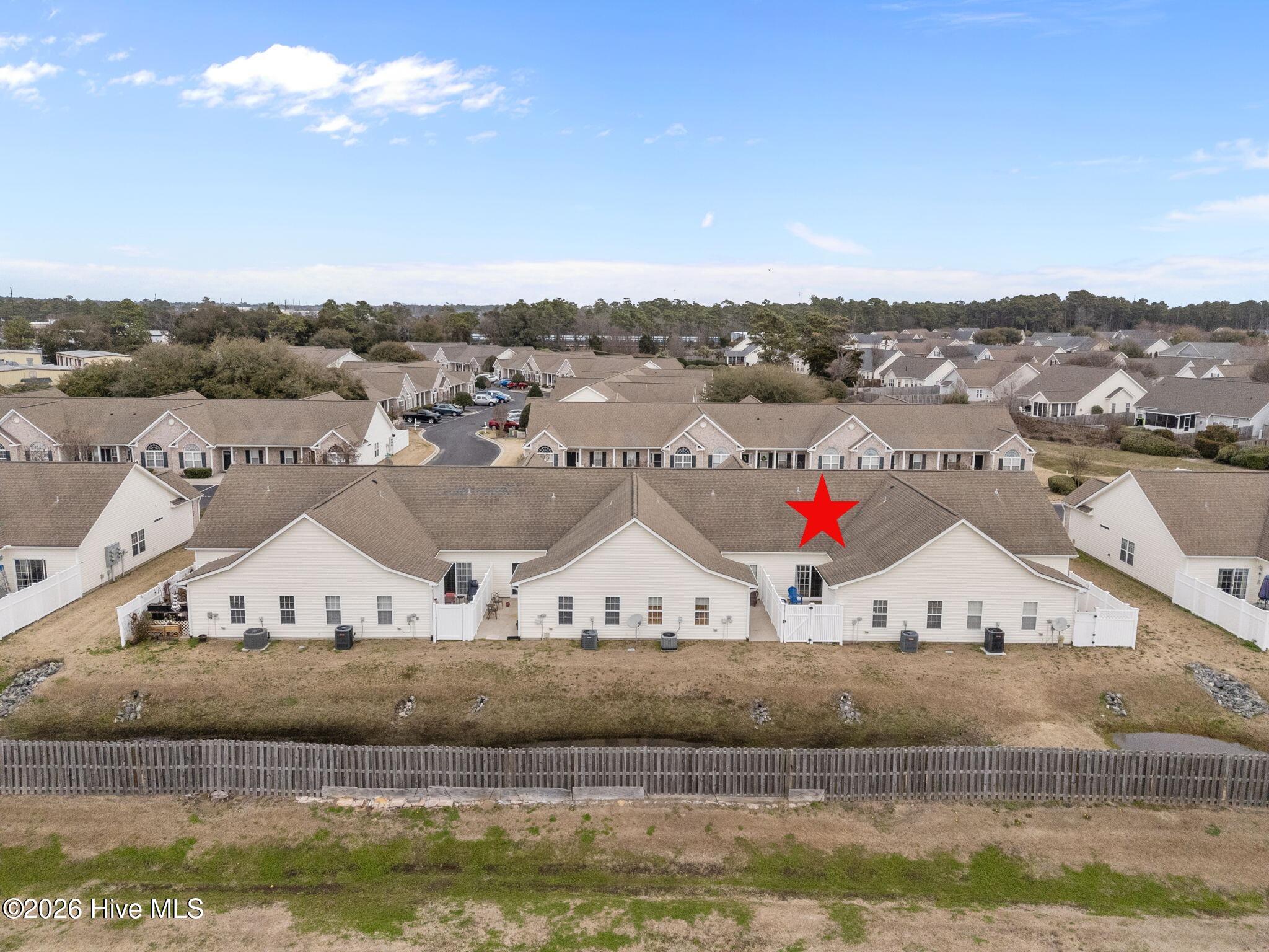 100556175 | Photo 49