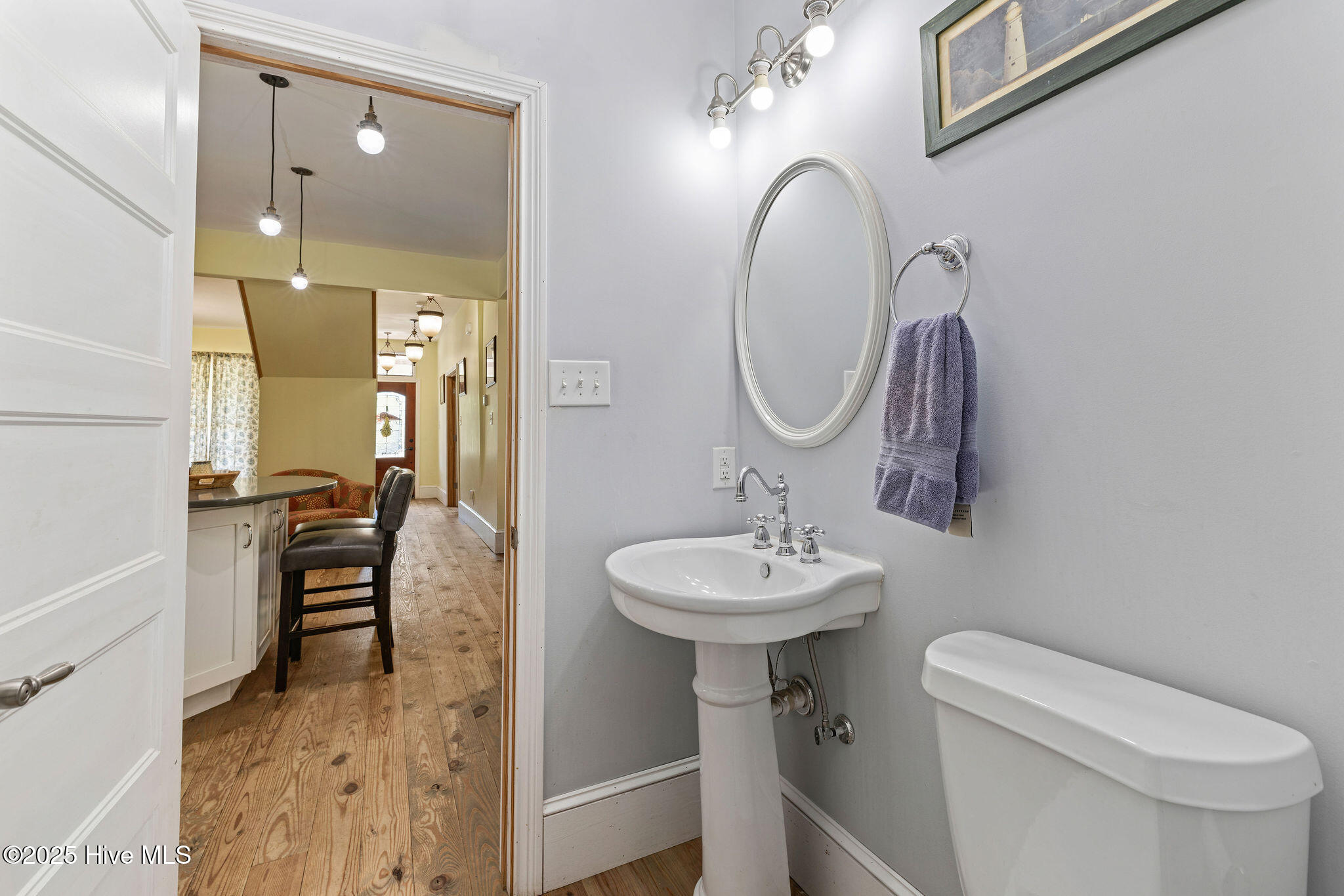 1/2 Bath Downstairs