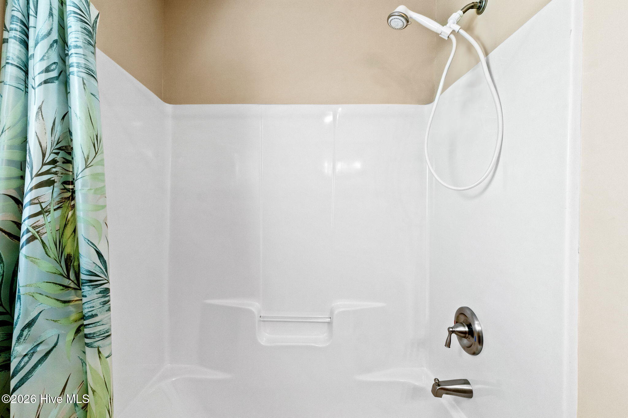 100554098 | Photo 27