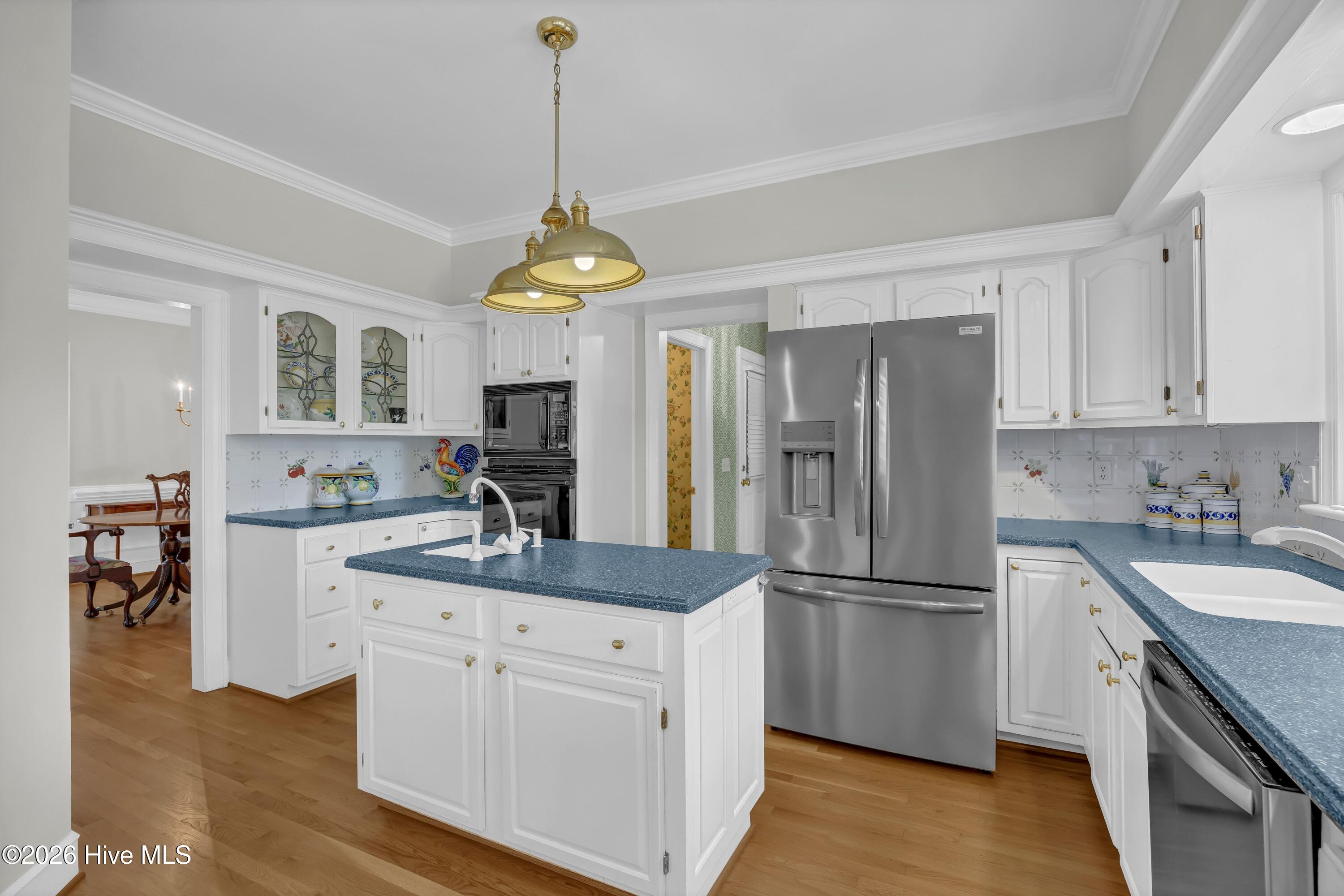 100554462 | Photo 19