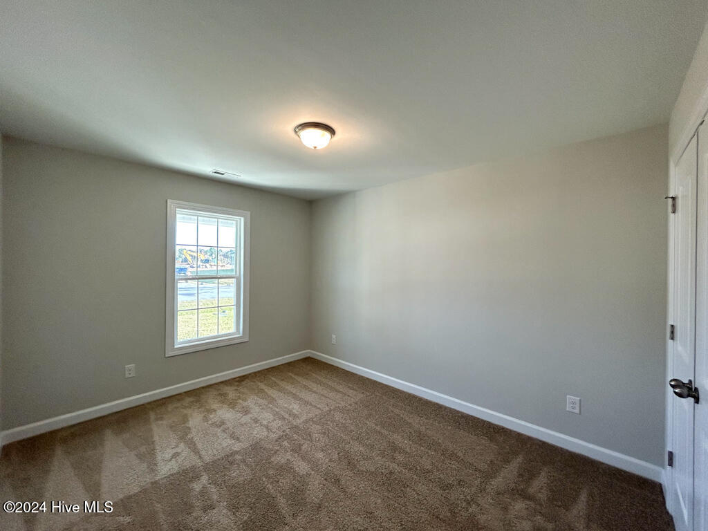 100560843 | Photo 30