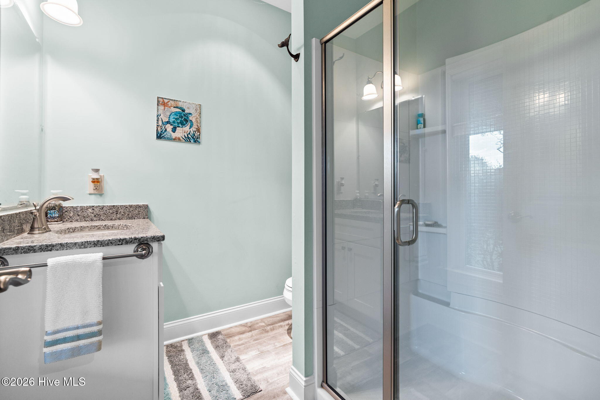 100549947 | Photo 59