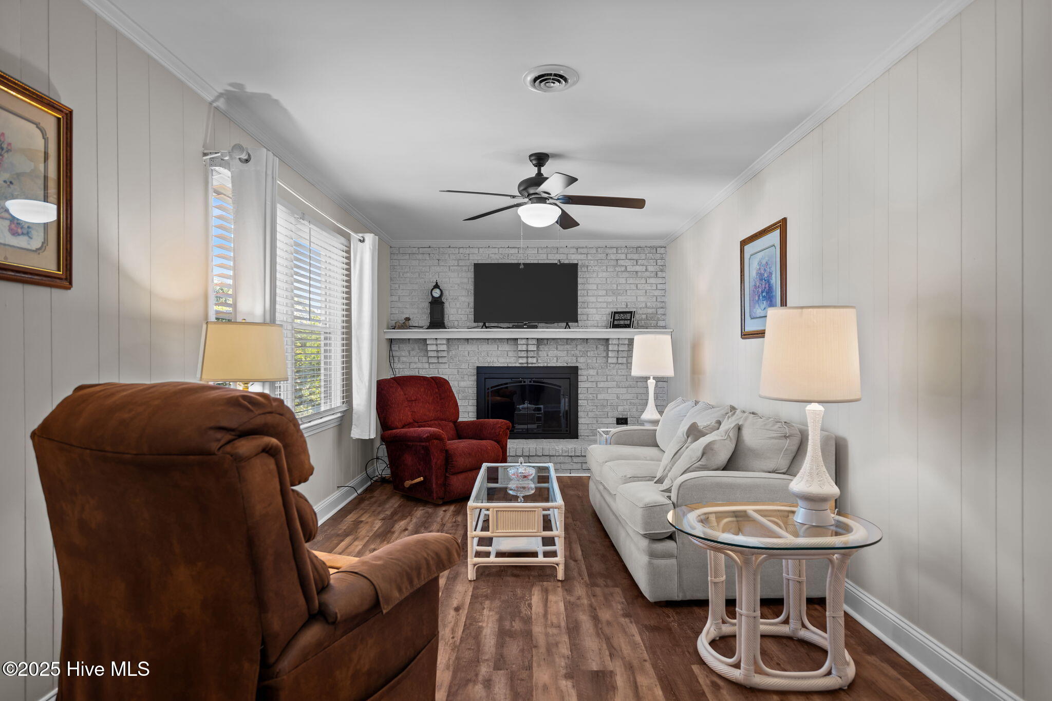 100551832 | Photo 10