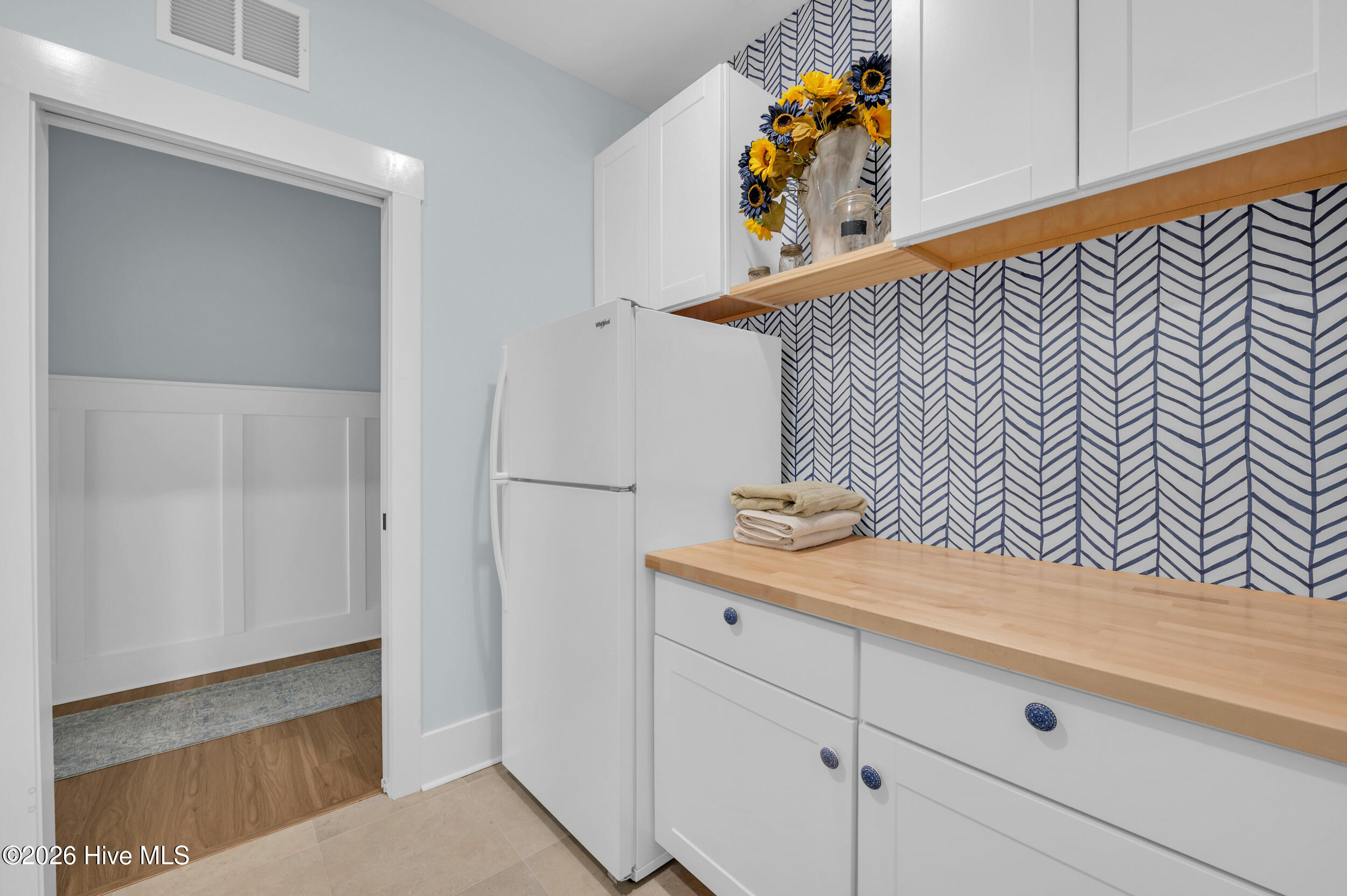 100550719 | Photo 28