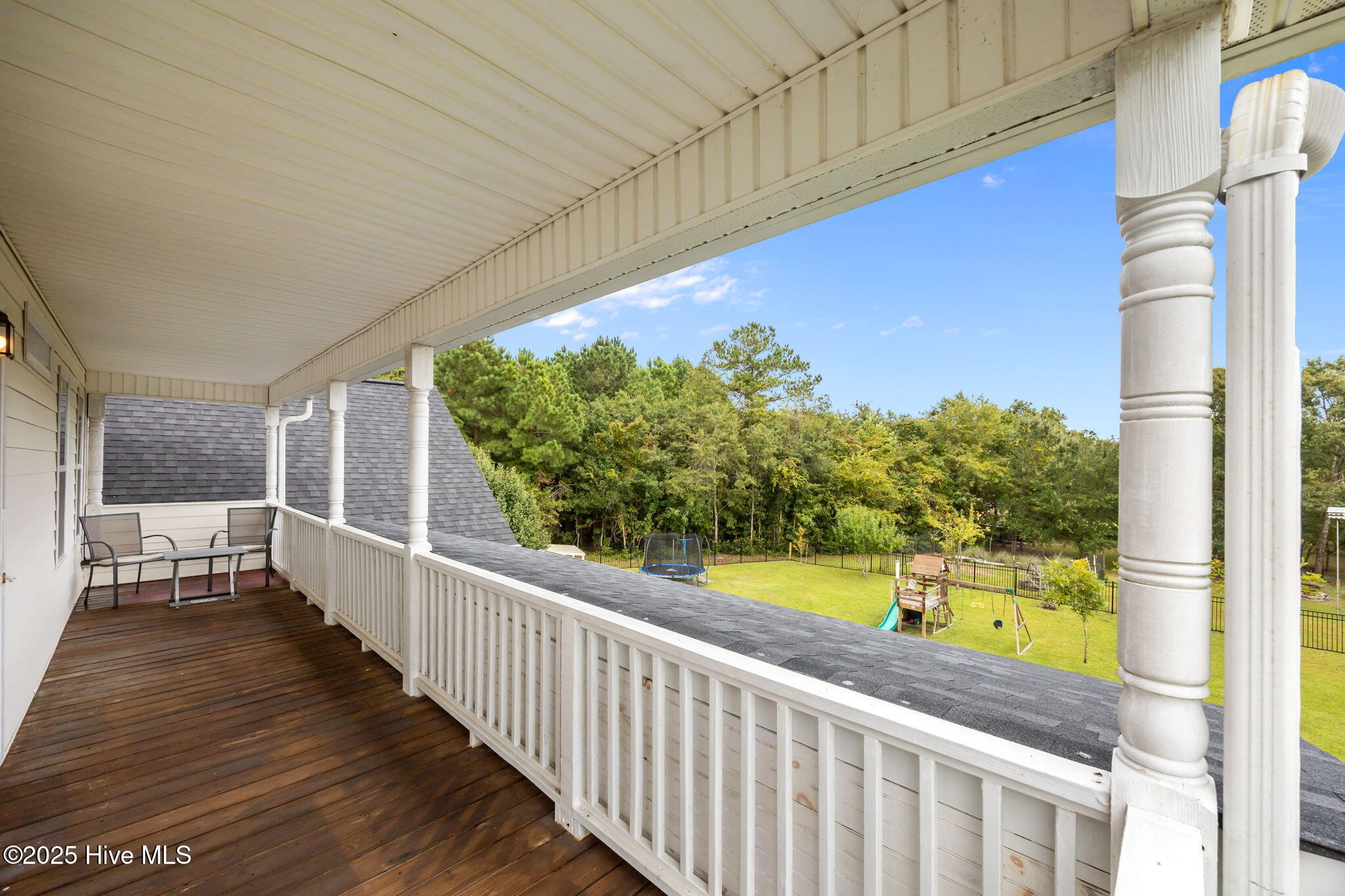 100530646 | Photo 46