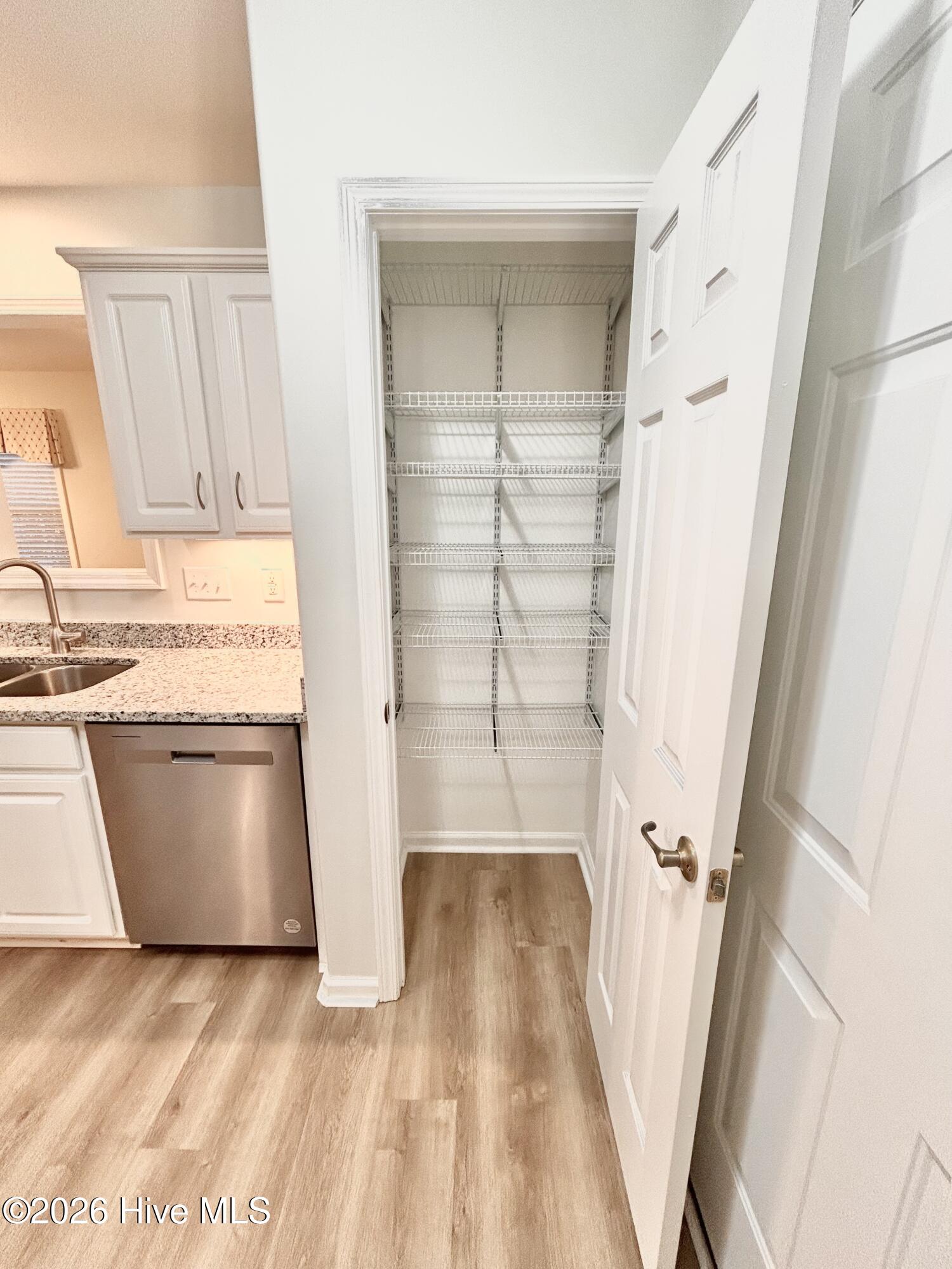 100542918 | Photo 17