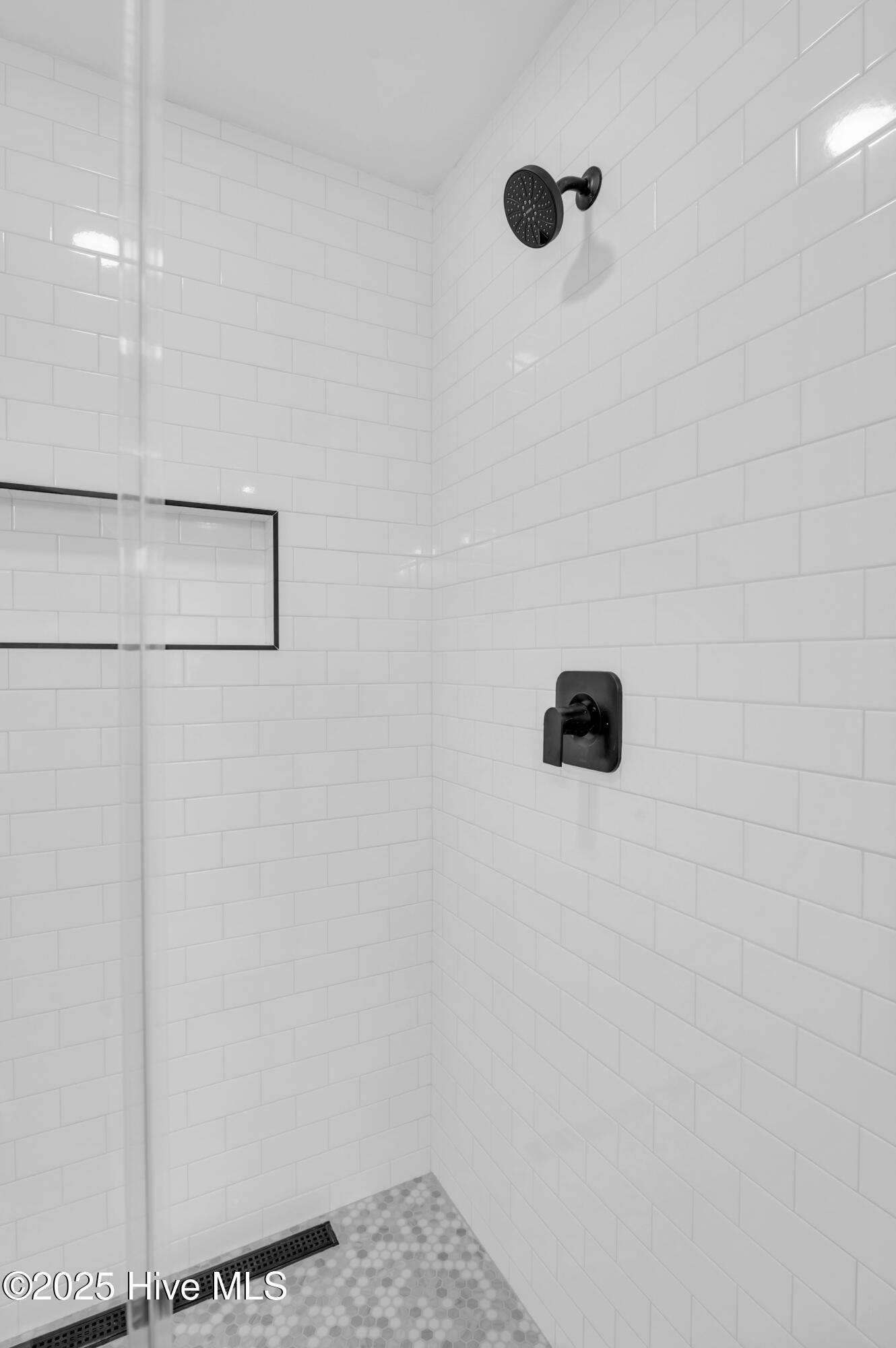 100540114 | Photo 38