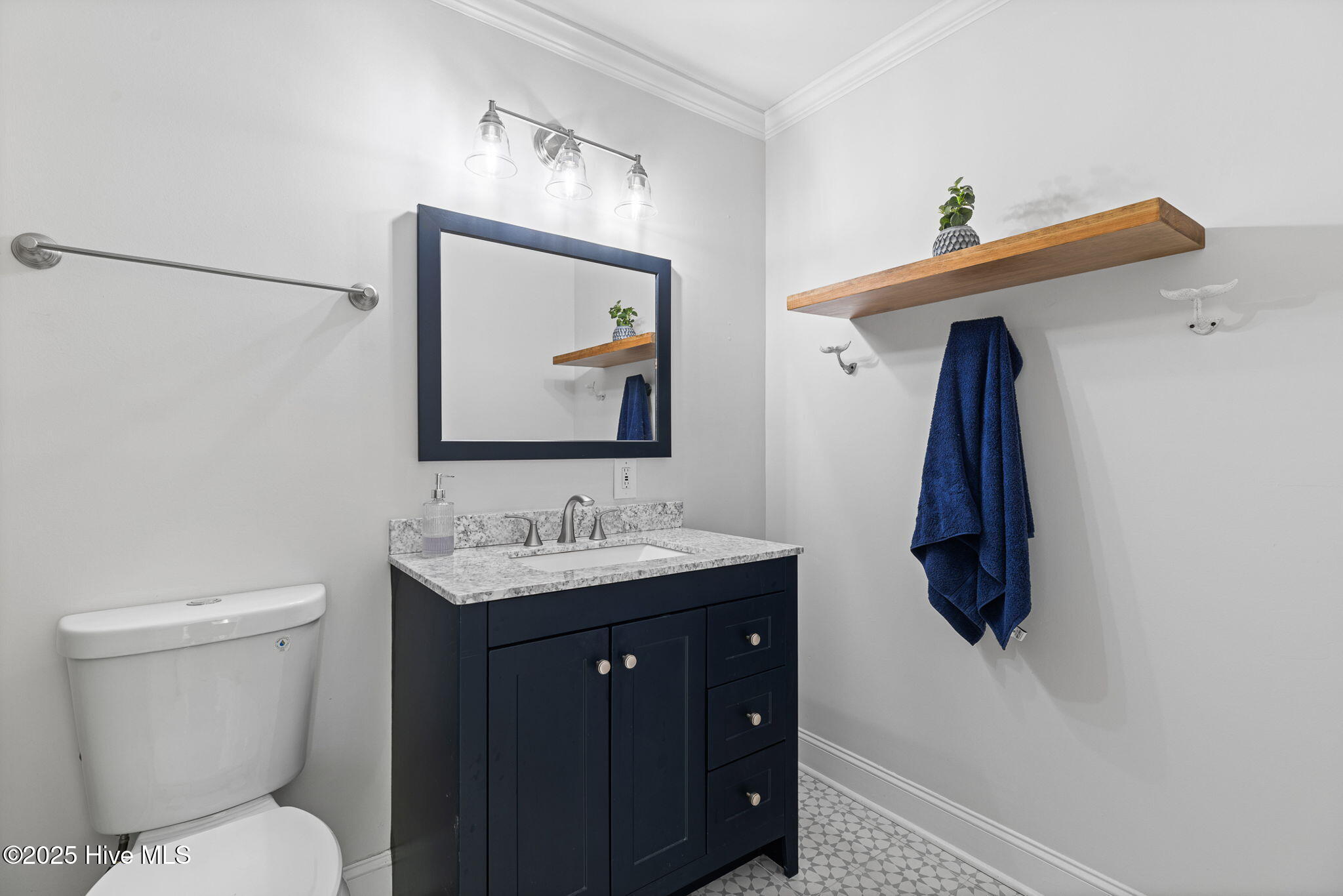 100540099 | Photo 23