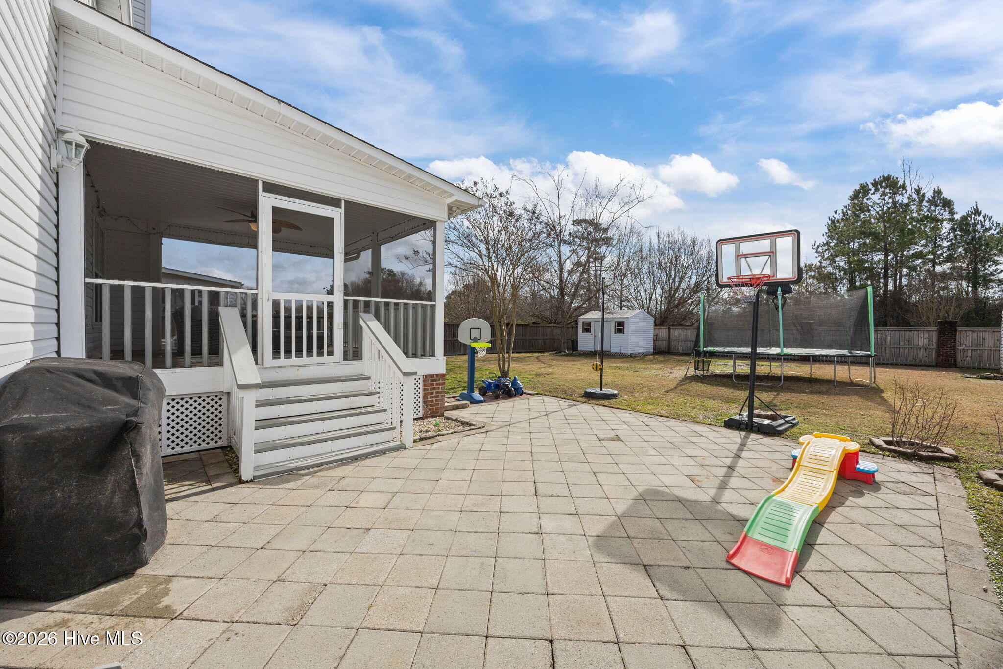 100558634 | Photo 39