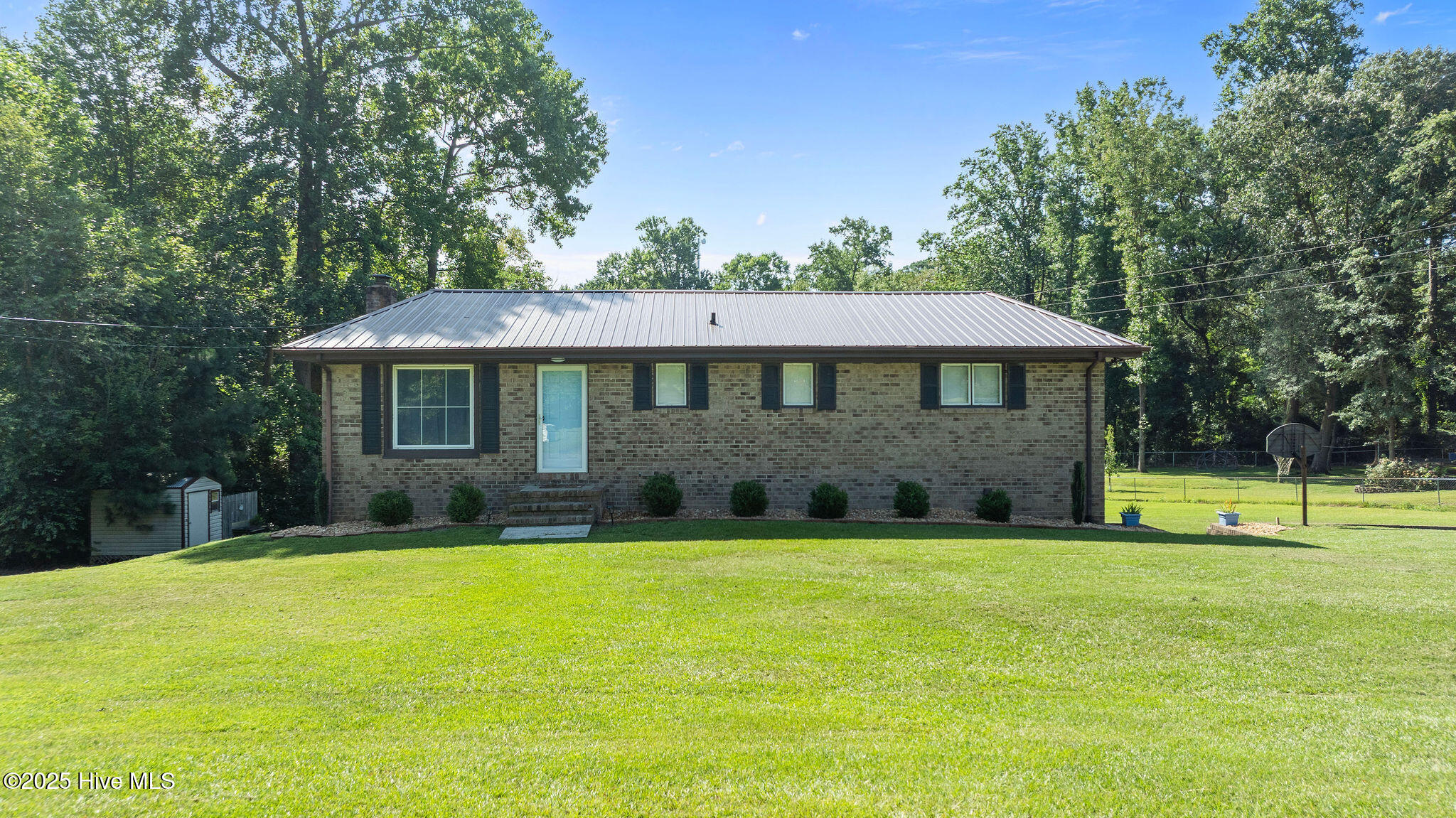 Homes for sale in Goldsboro, NC | 300 Veronica Ave, Goldsboro, NC 27534 | MLS# 100521368