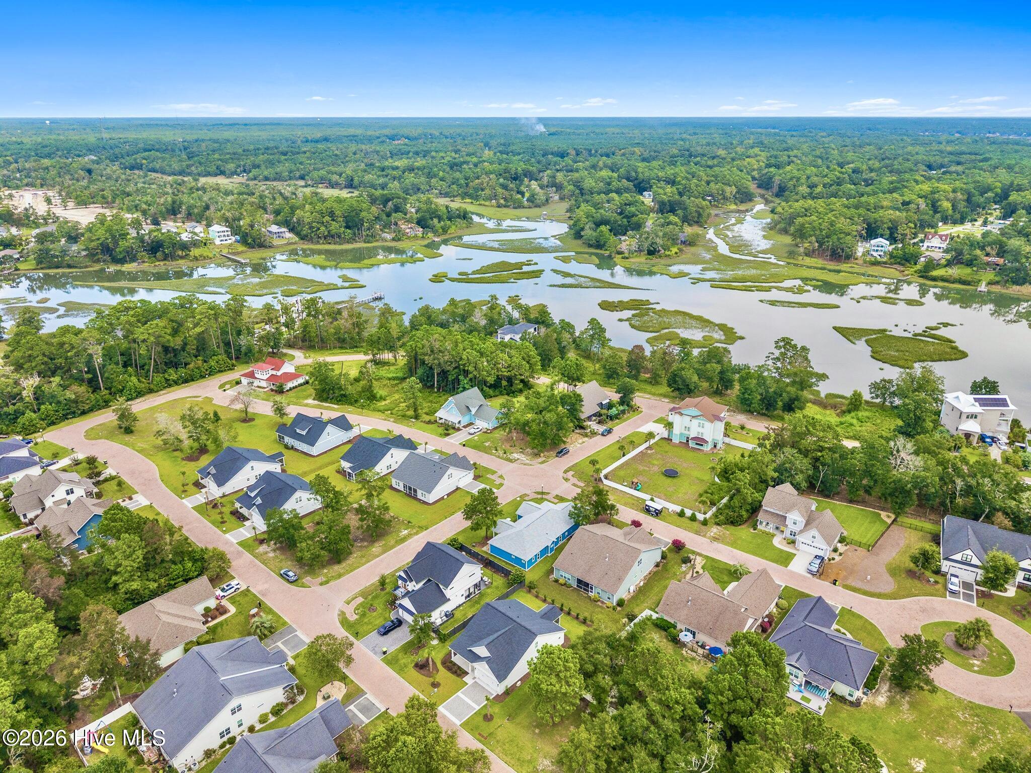 100530218 | Photo 51