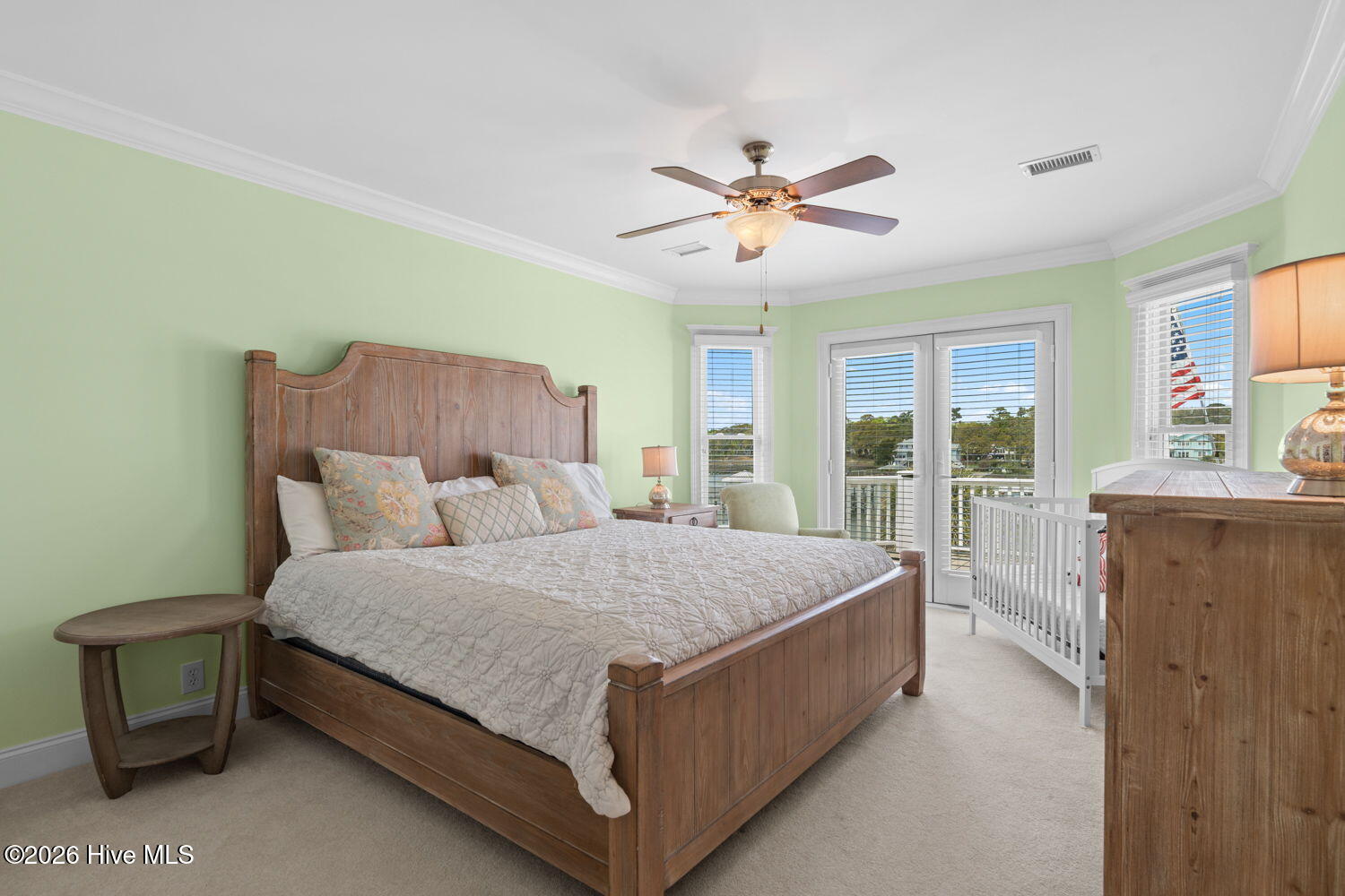 100566570 | Photo 45