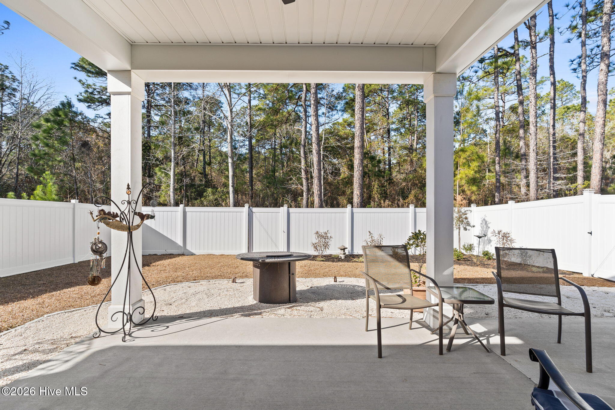 100553701 | Photo 30