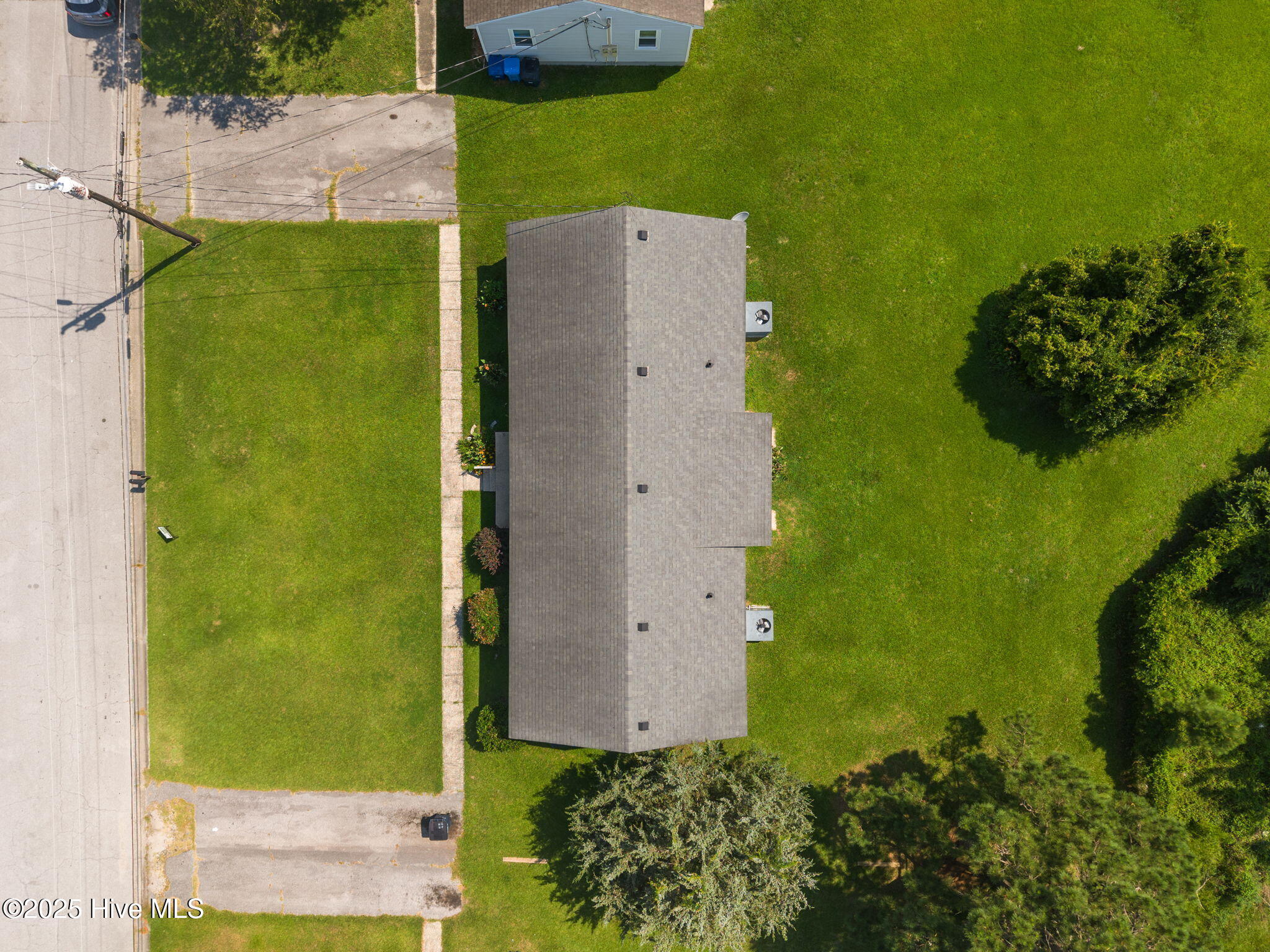 100576209 | Photo 21