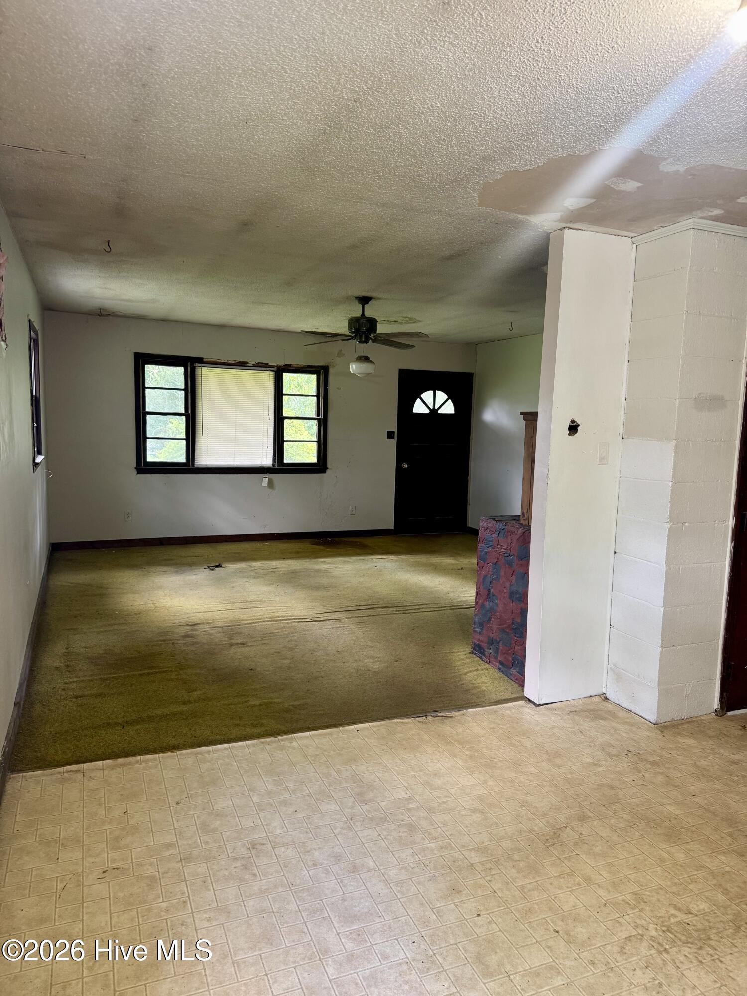 469 Nc 306,Grantsboro