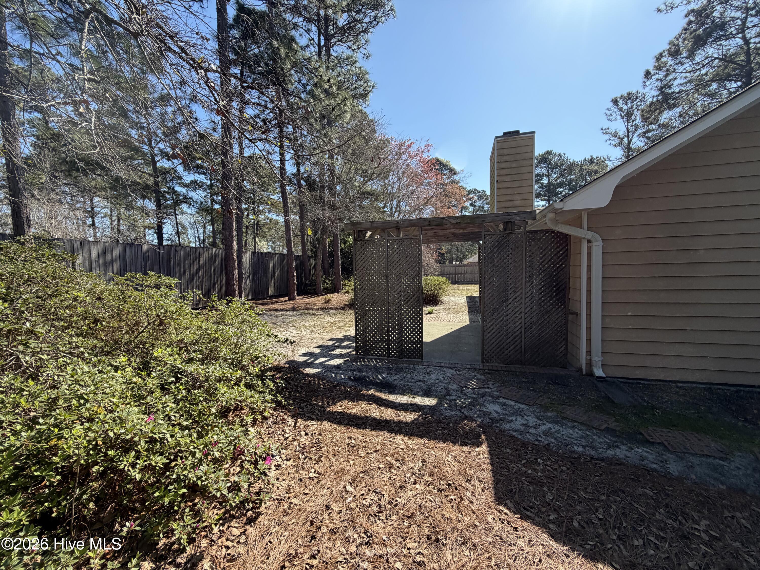 100561794 | Photo 18