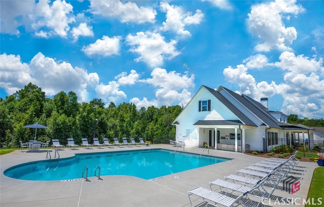 Property at 805 Zelkova Ridge