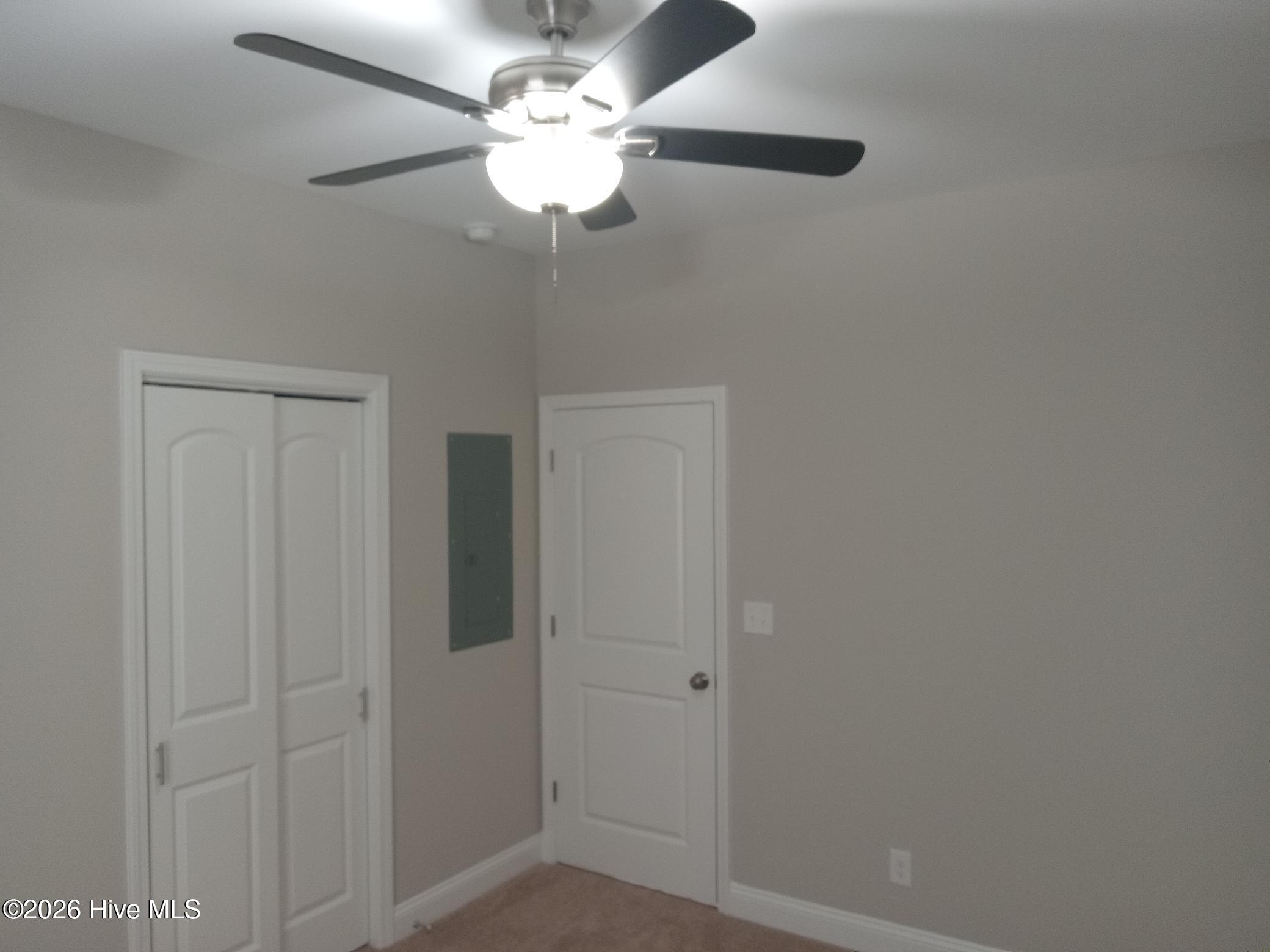 100521963 | Photo 18