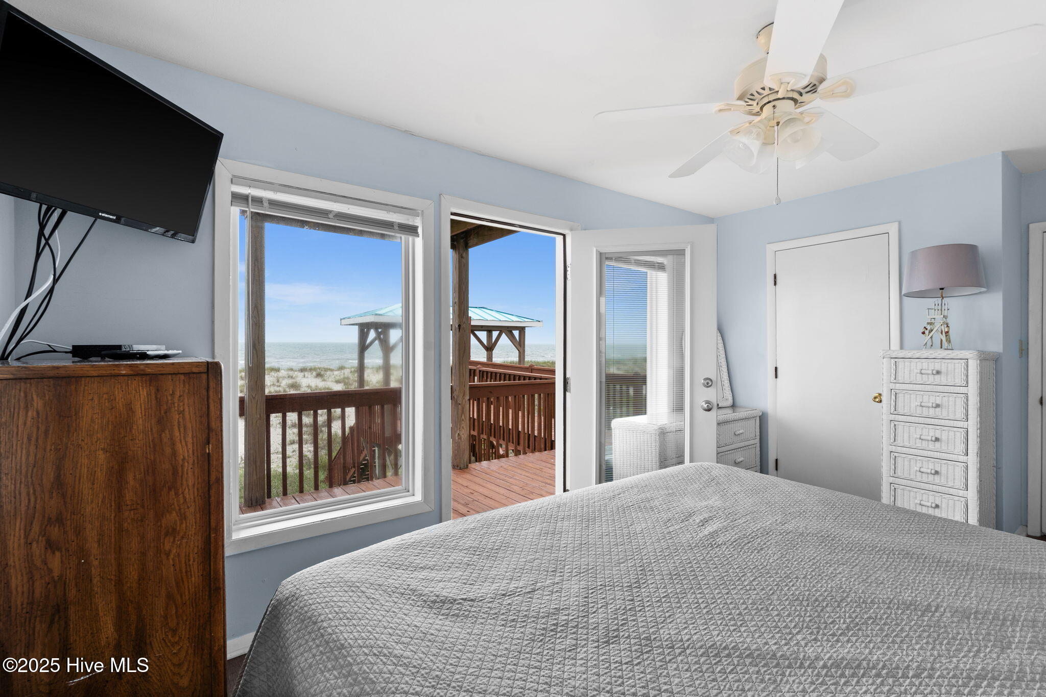 100508496 | Photo 24