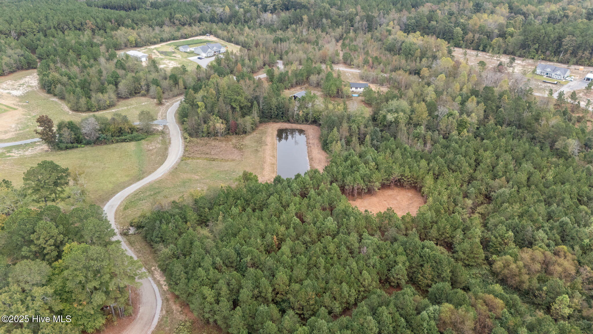 150 Hickory Pointer Way