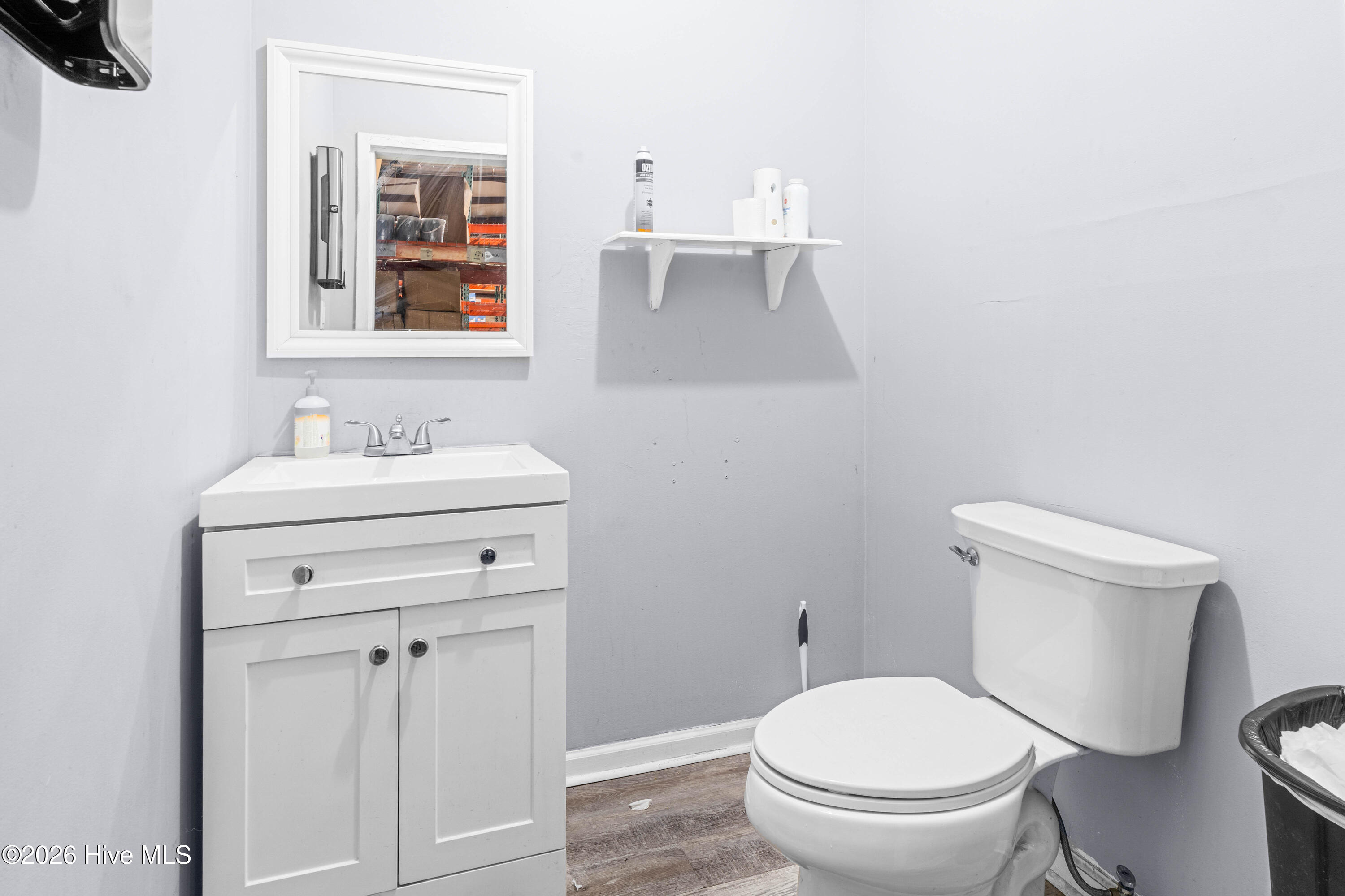 100549965 | Photo 11