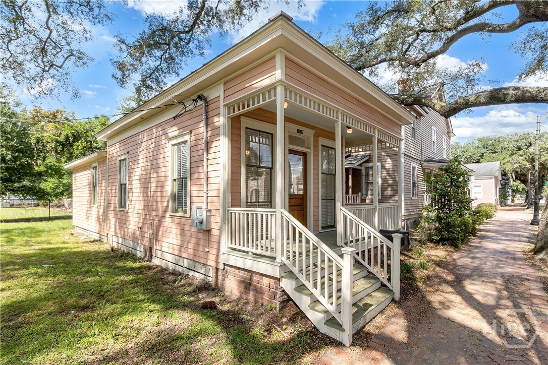 Photo 2 of Single family home for sale at 1807 Martin Luther King Blvd, Savannah, GA 31415 | MLS# SA366695 | Listing updated on 2026-10-23