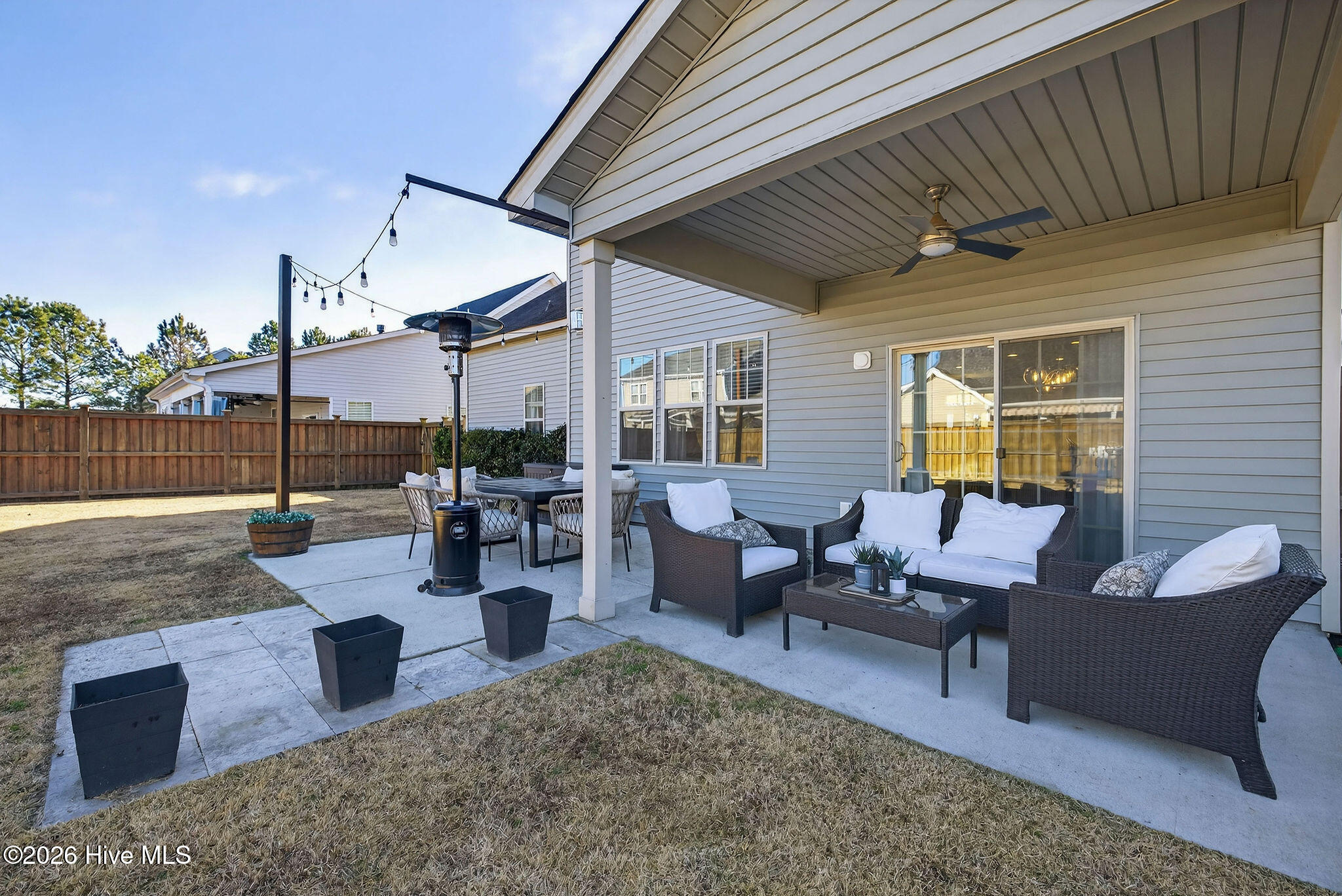 100552959 | Photo 42