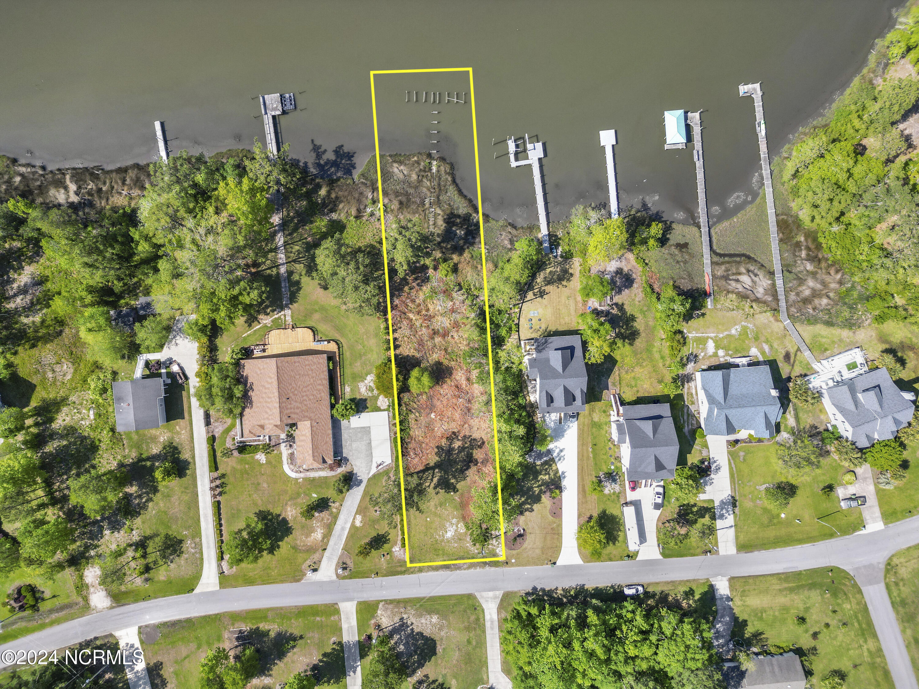 100443892 | Photo 11