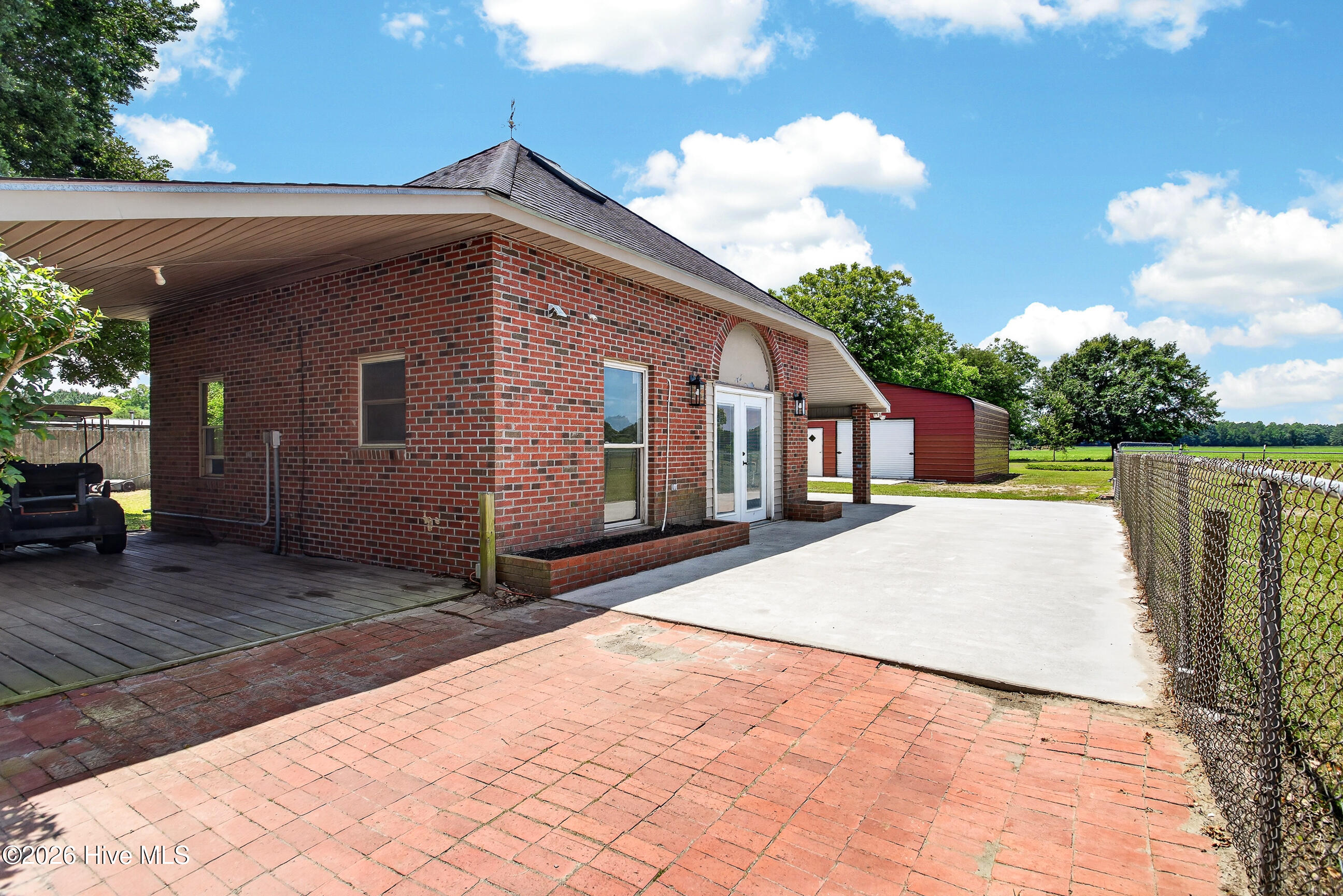 2732 White Oak River Road,Maysville